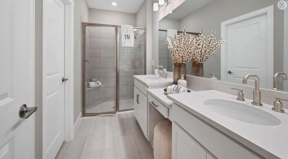 Image 18 of 26 For 16078 Ivy Ridge Court