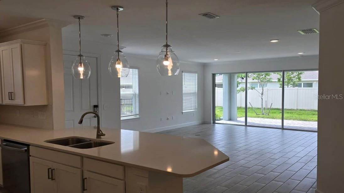 Image 6 of 26 For 16078 Ivy Ridge Court