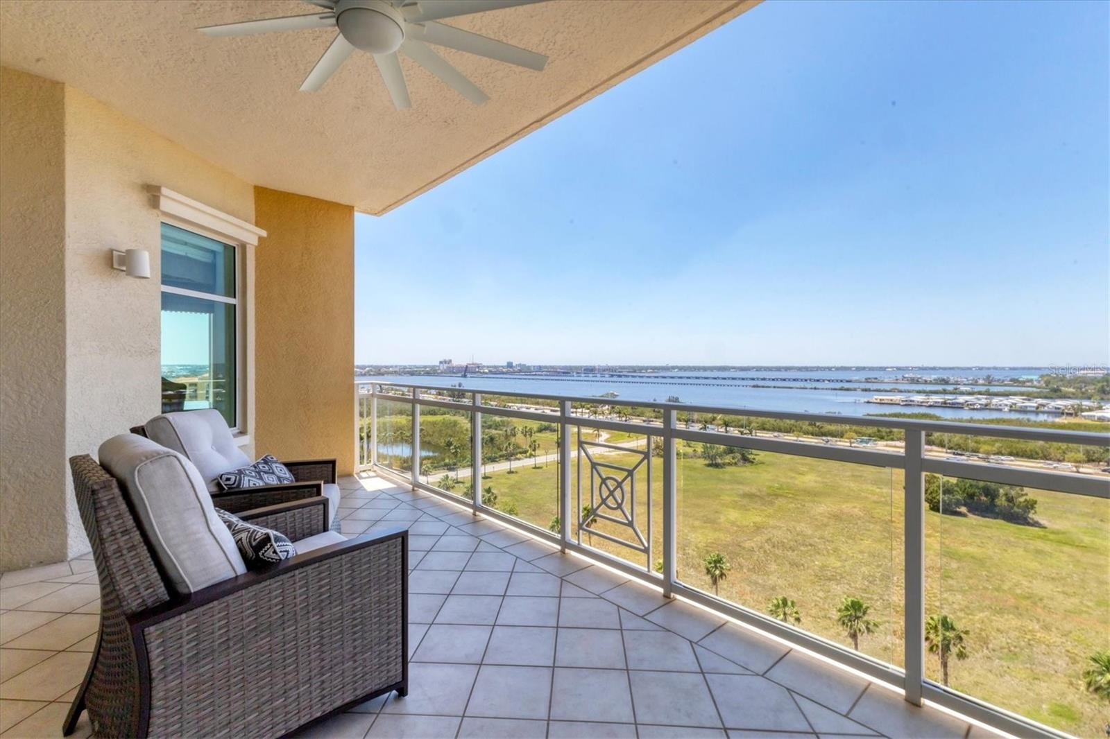 Image 11 of 56 For 130 Riviera Dunes Way 903