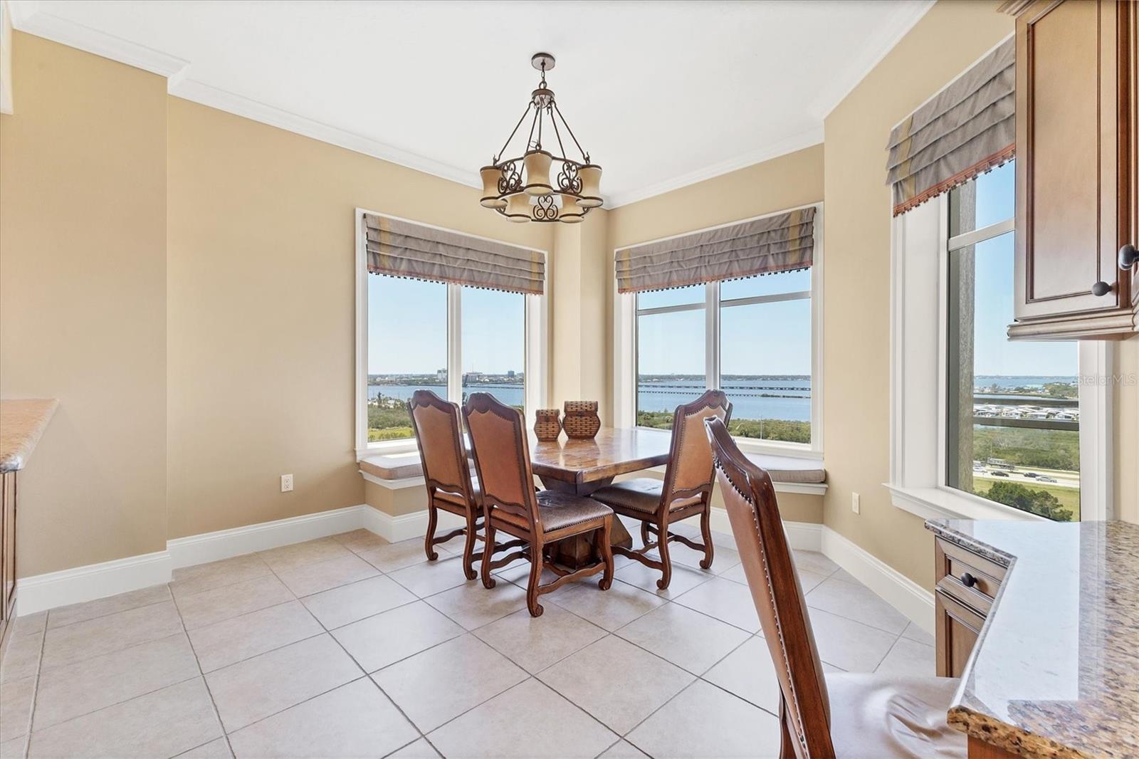 Image 18 of 56 For 130 Riviera Dunes Way 903