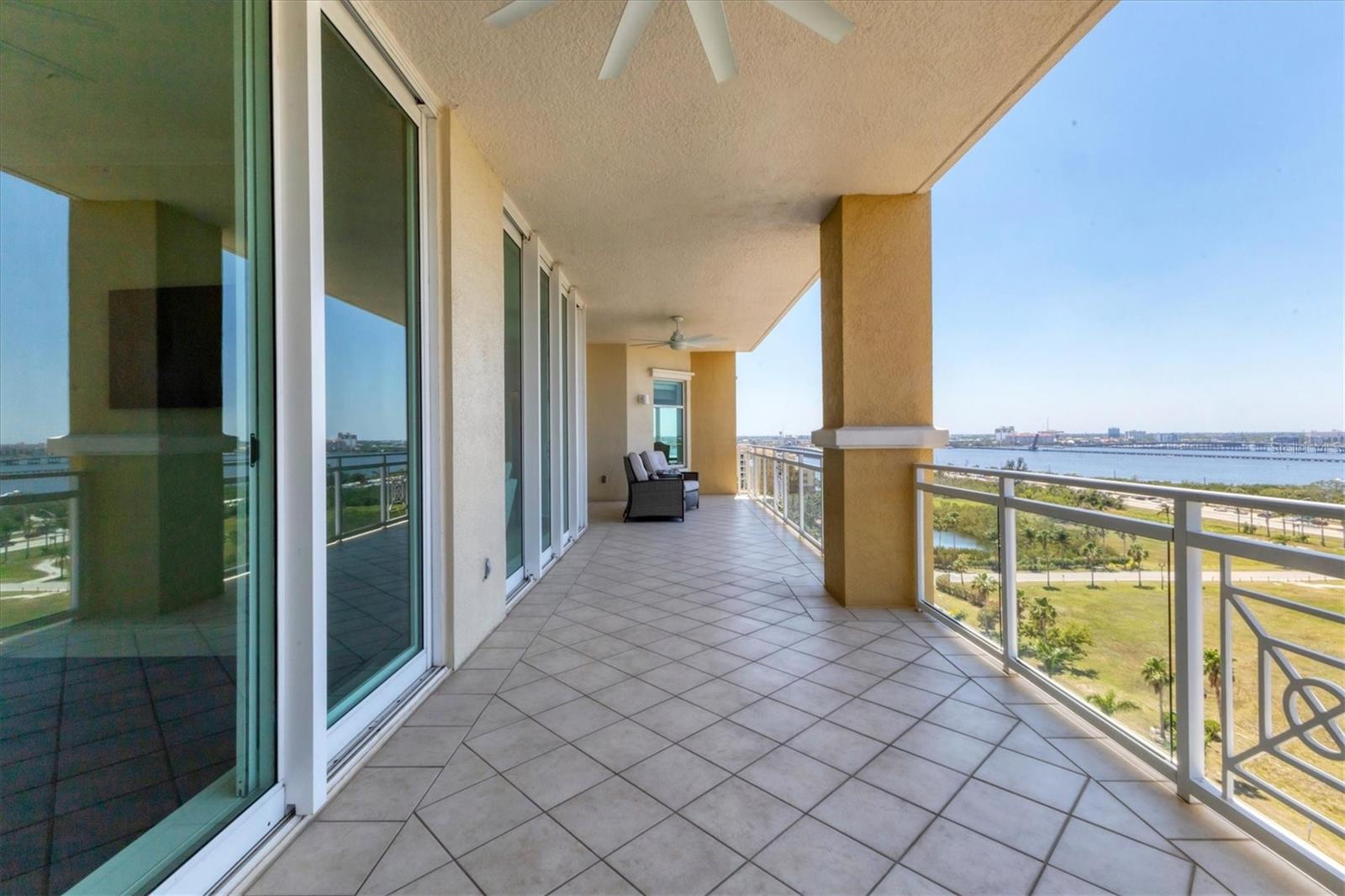 Image 9 of 56 For 130 Riviera Dunes Way 903