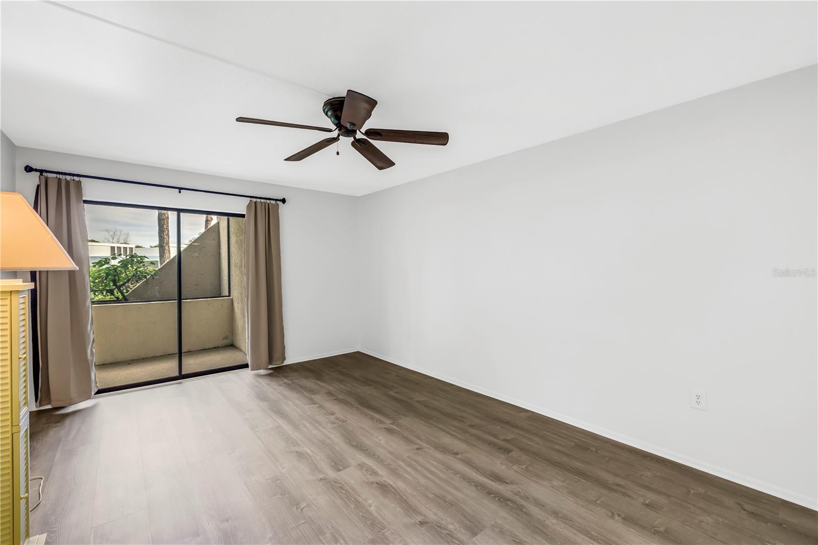 Image 17 of 47 For 6116 43rd Street W 104d