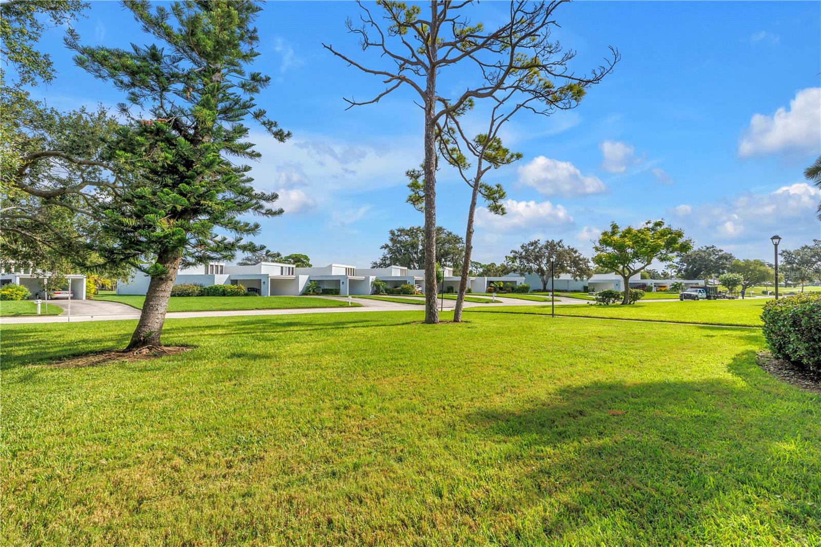 Image 38 of 47 For 6116 43rd Street W 104d