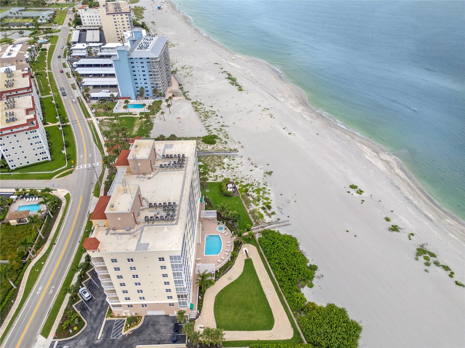 Image 65 of 70 For 811 The Esplanade N 302