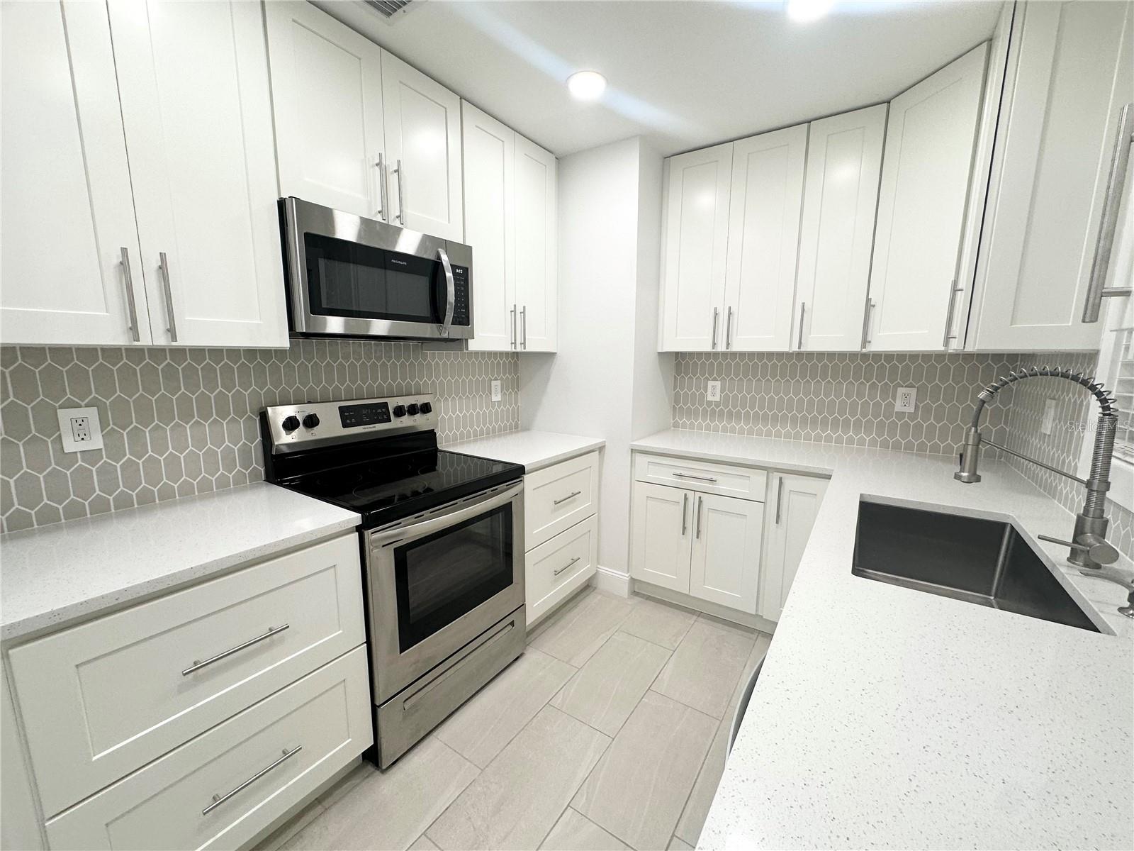 Image 11 of 28 For 2238 Clematis Street
