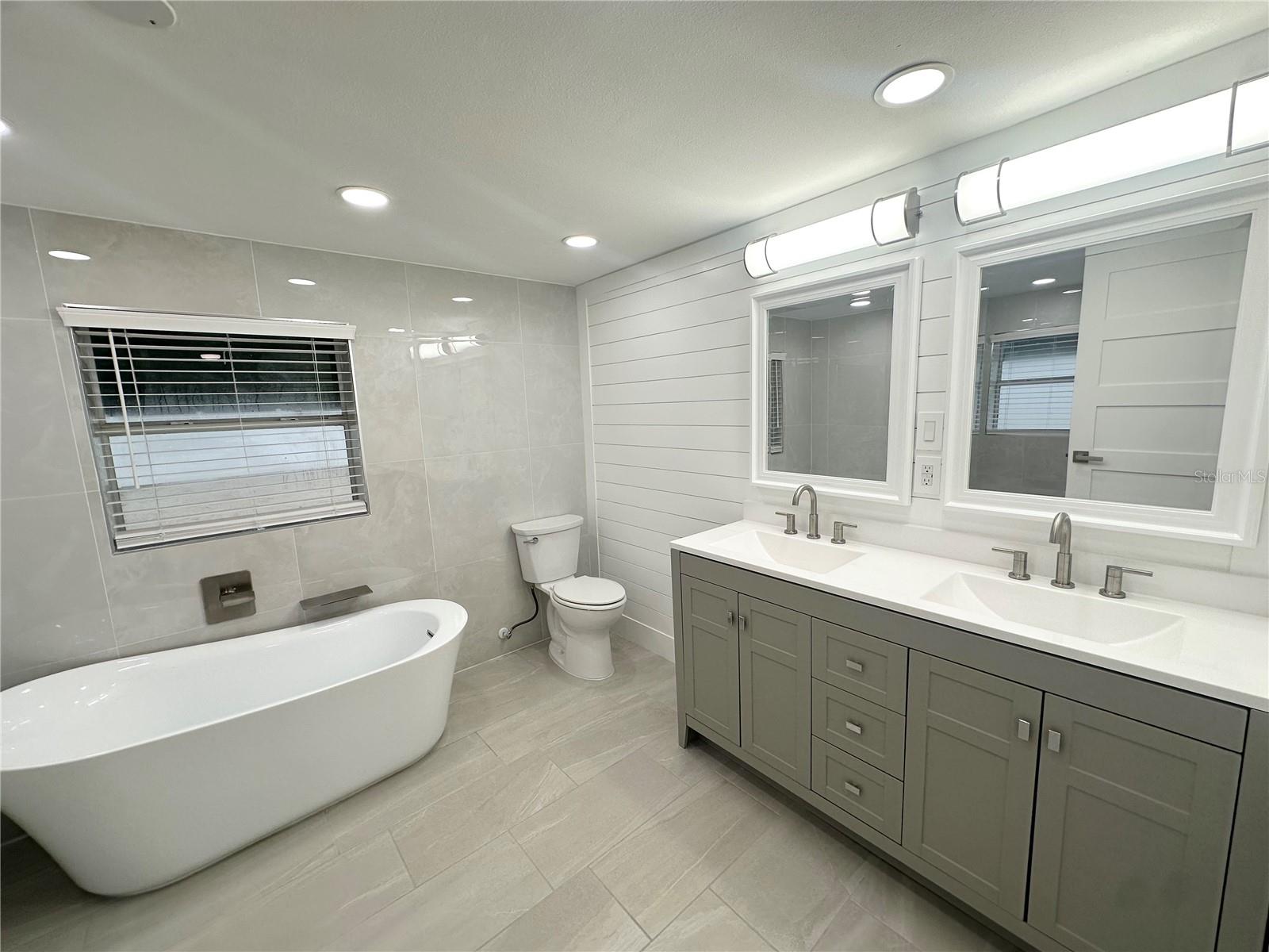 Image 17 of 28 For 2238 Clematis Street