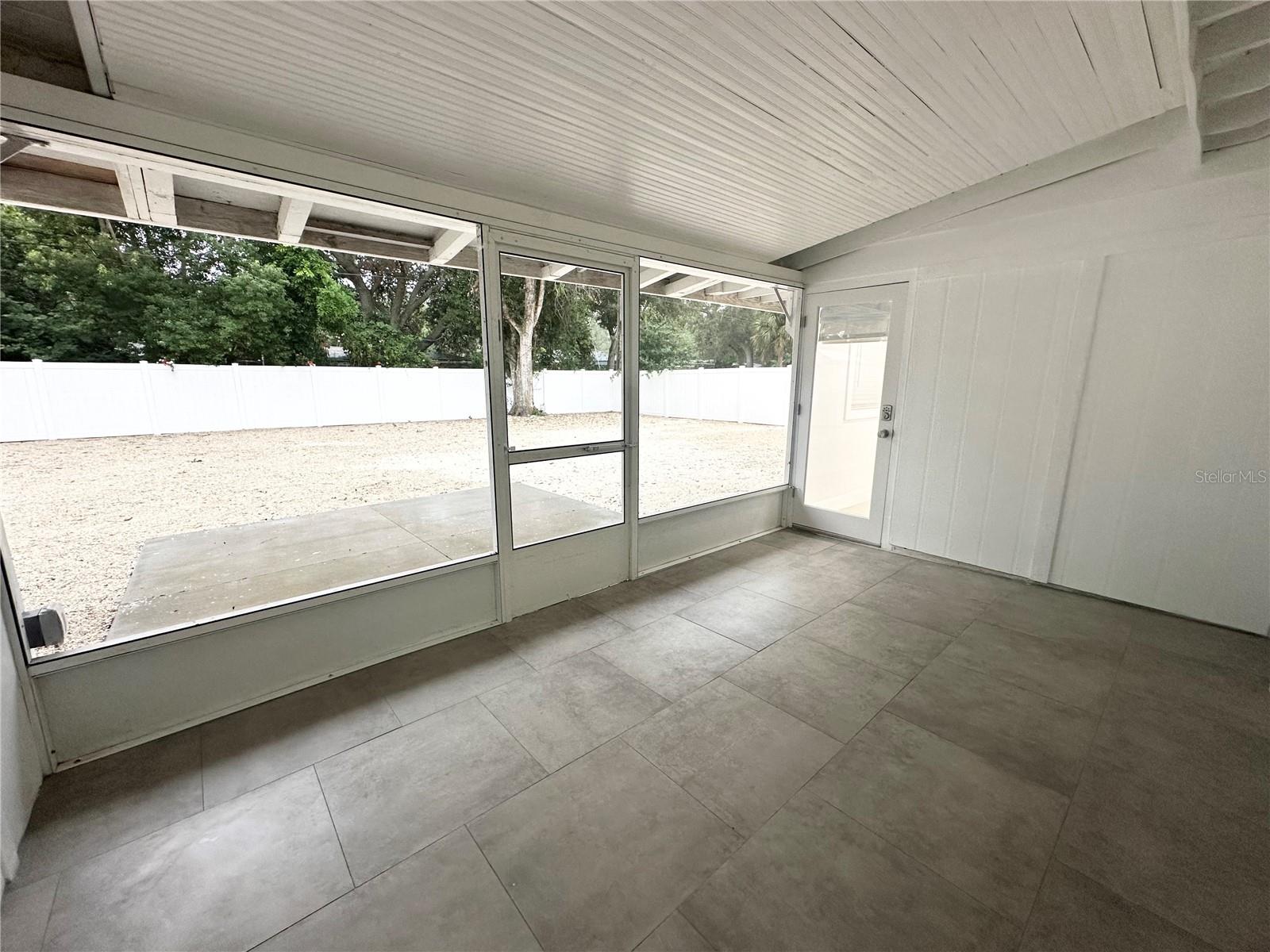 Image 21 of 28 For 2238 Clematis Street