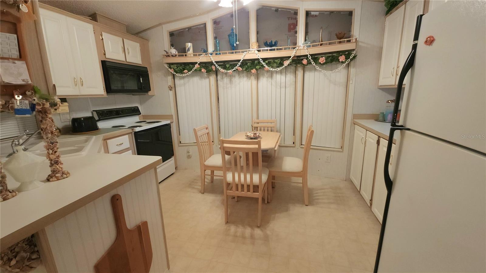Image 11 of 45 For 3333 26th Avenue E 4