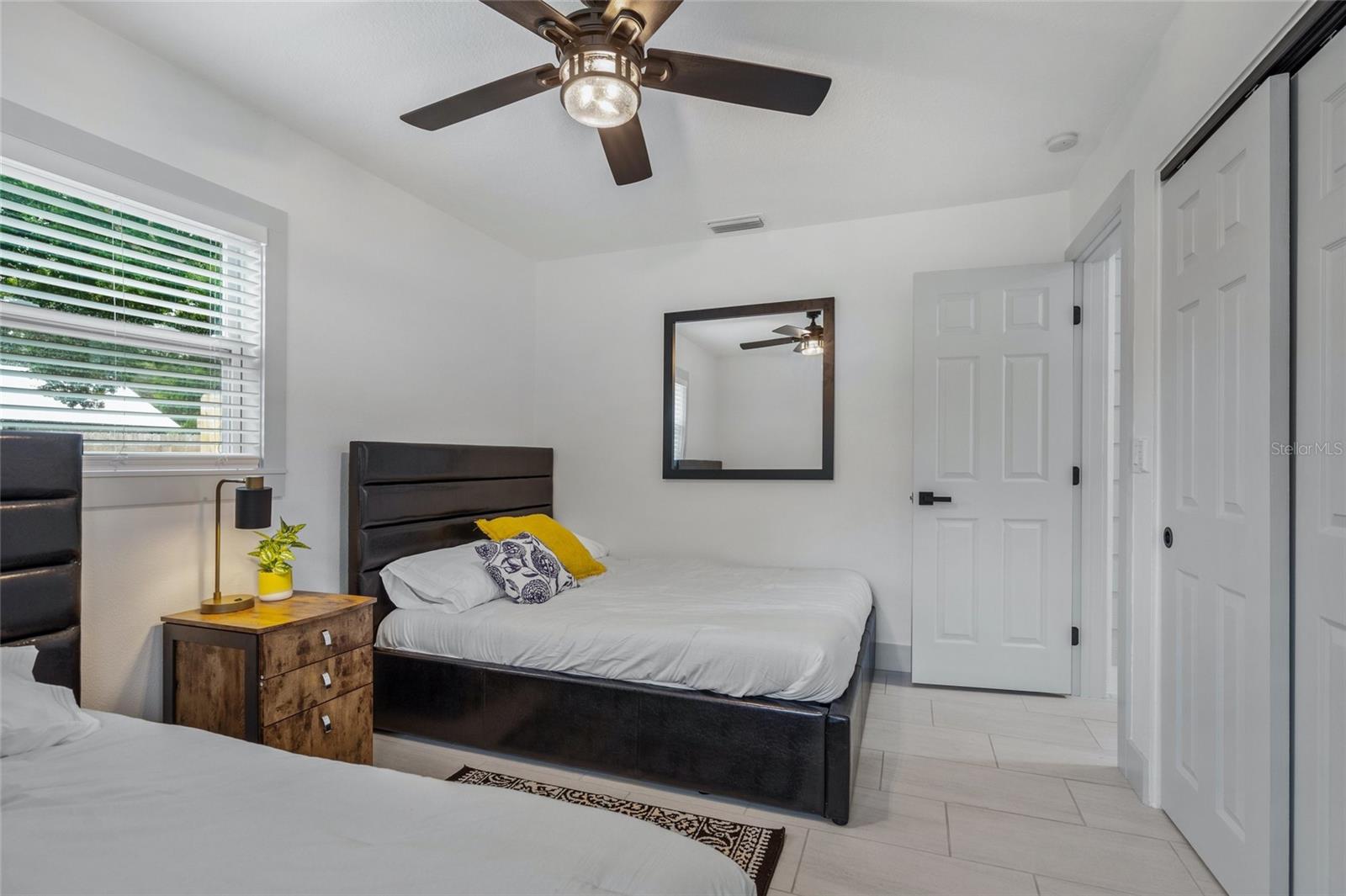 Image 21 of 31 For 1510 7th Street W