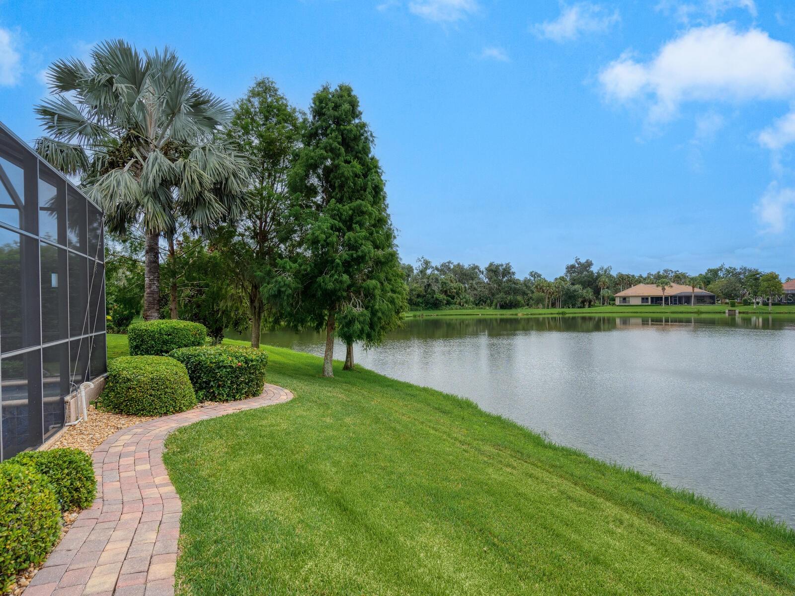 Image 52 of 80 For 11452 Savannah Lakes Drive
