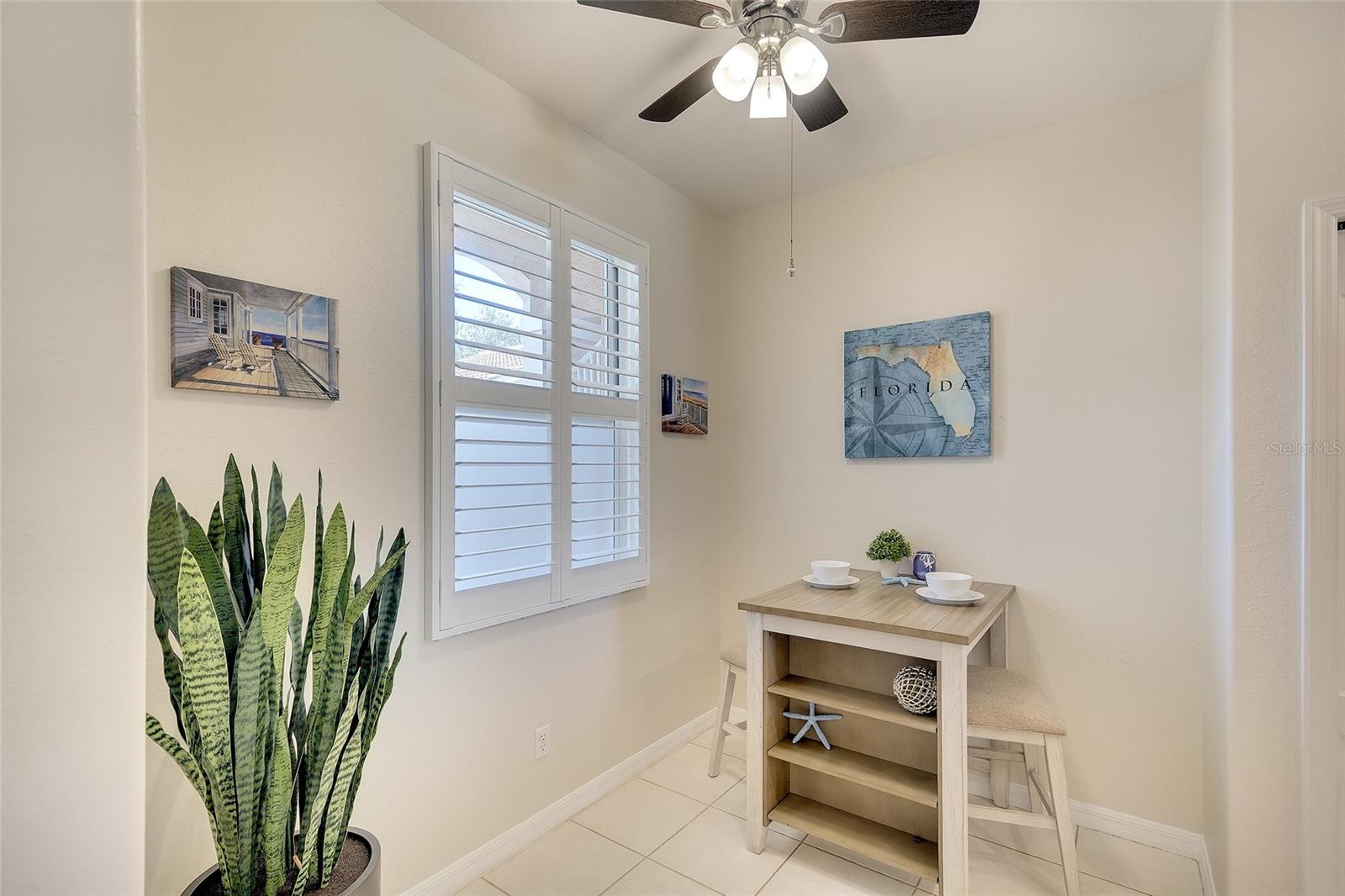 Image 10 of 46 For 803 Fairwaycove Lane 108