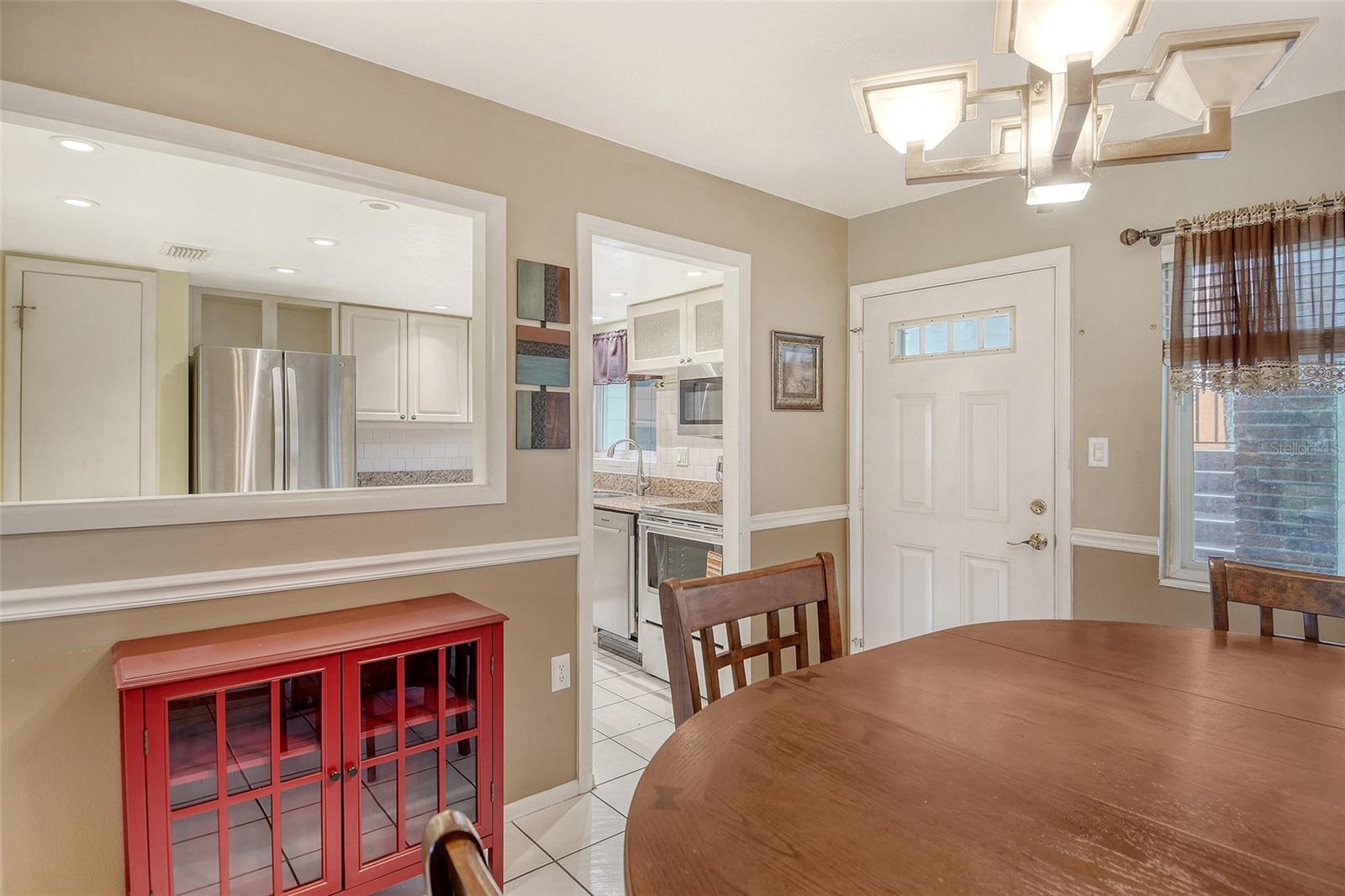 Image 11 of 37 For 2303 Canal Drive F7