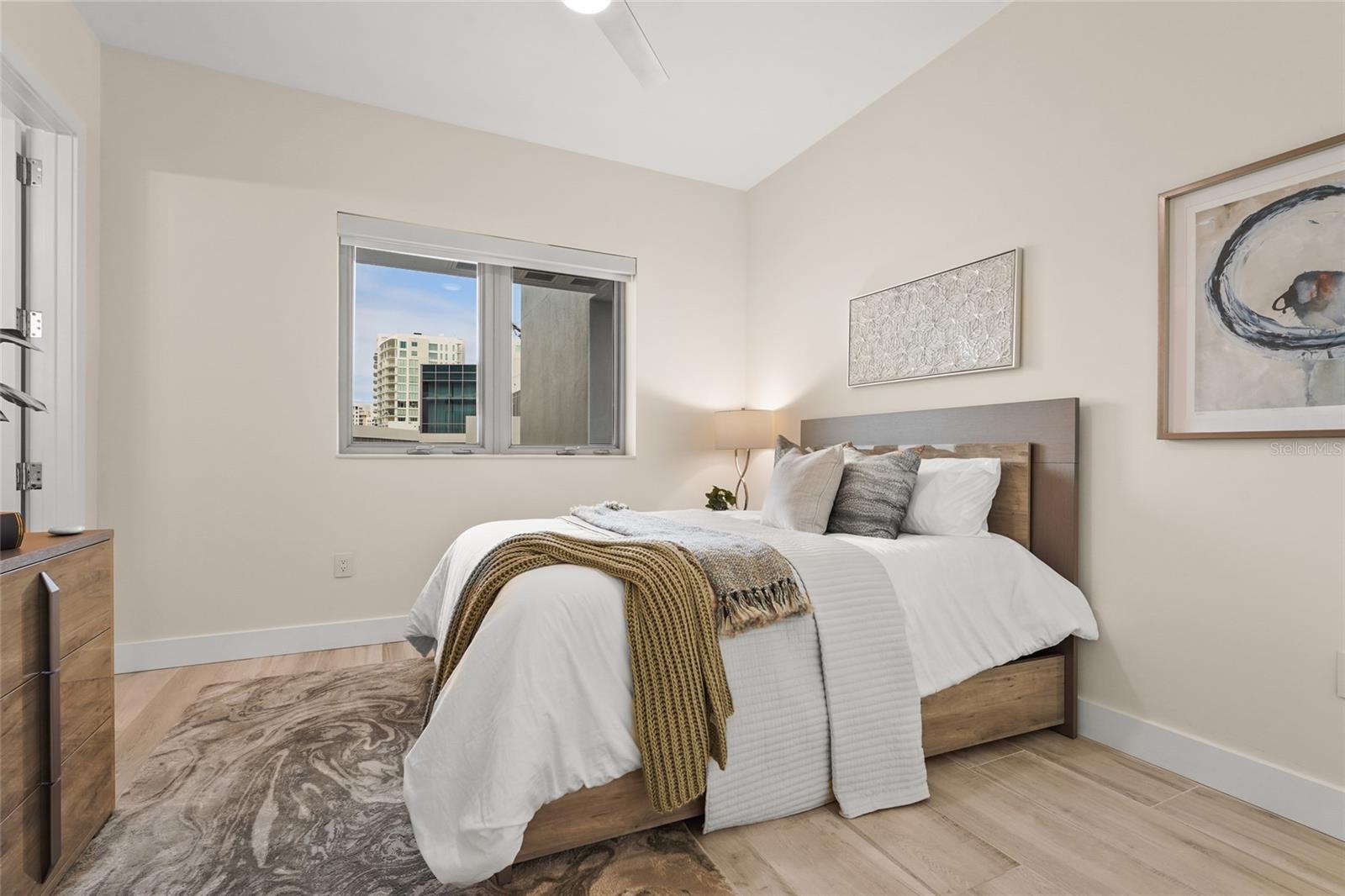 Image 44 of 69 For 1155 Gulfstream Avenue 508