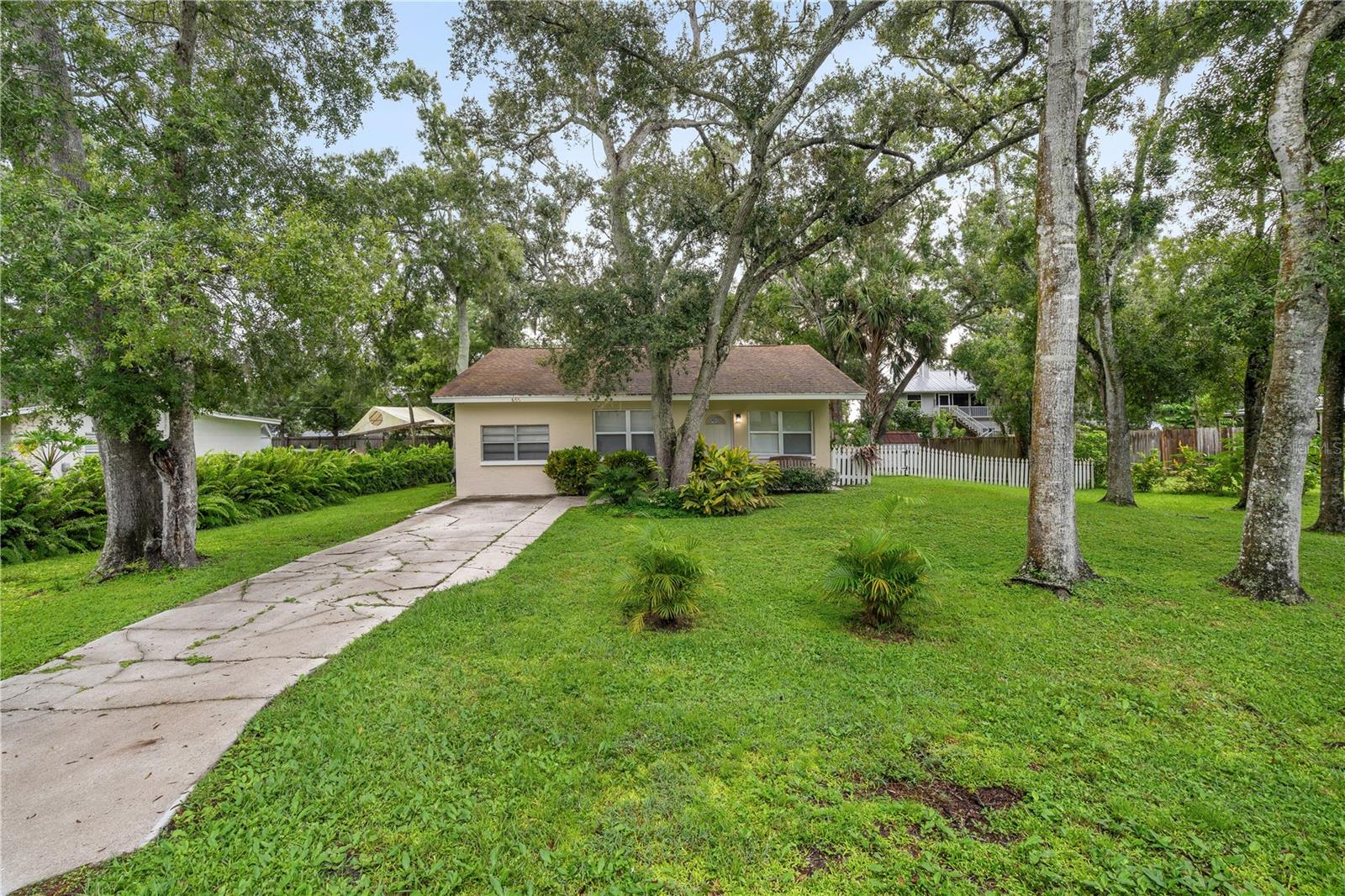 Details for 655 Hand Avenue, SARASOTA, FL 34232
