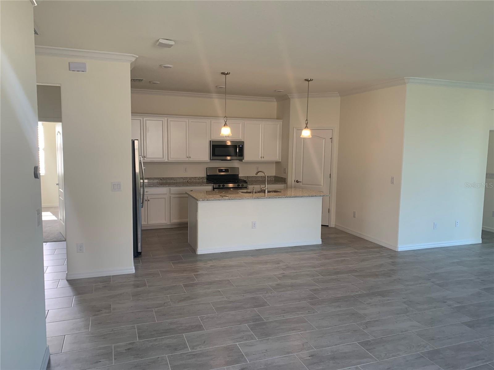 Image 2 of 18 For 17212 Blue Ridge Place