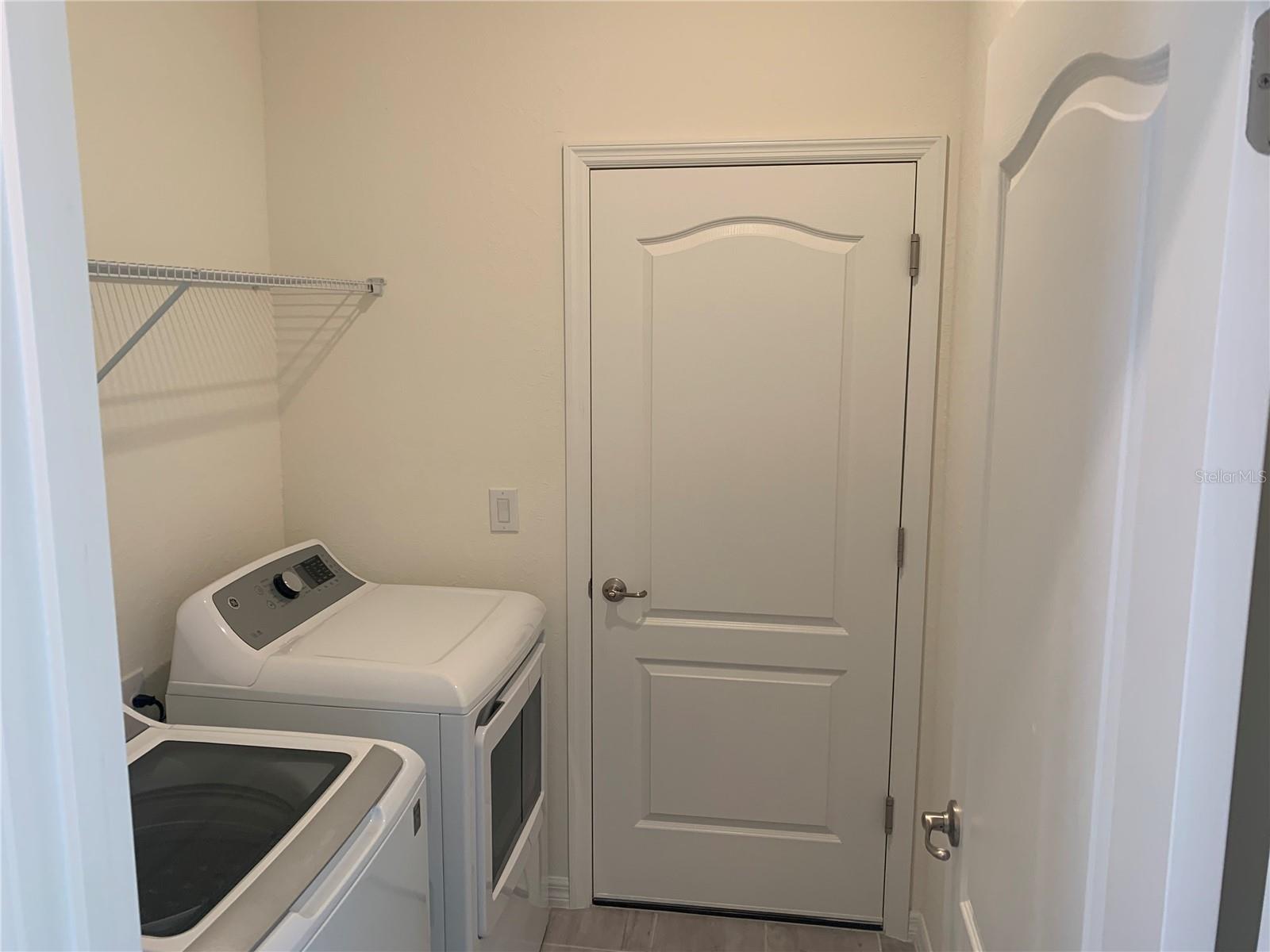Image 4 of 18 For 17212 Blue Ridge Place
