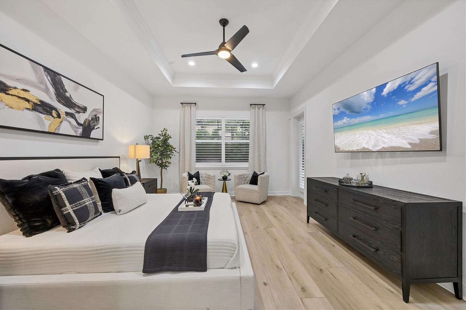 Image 18 of 59 For 7024 Brier Creek Court