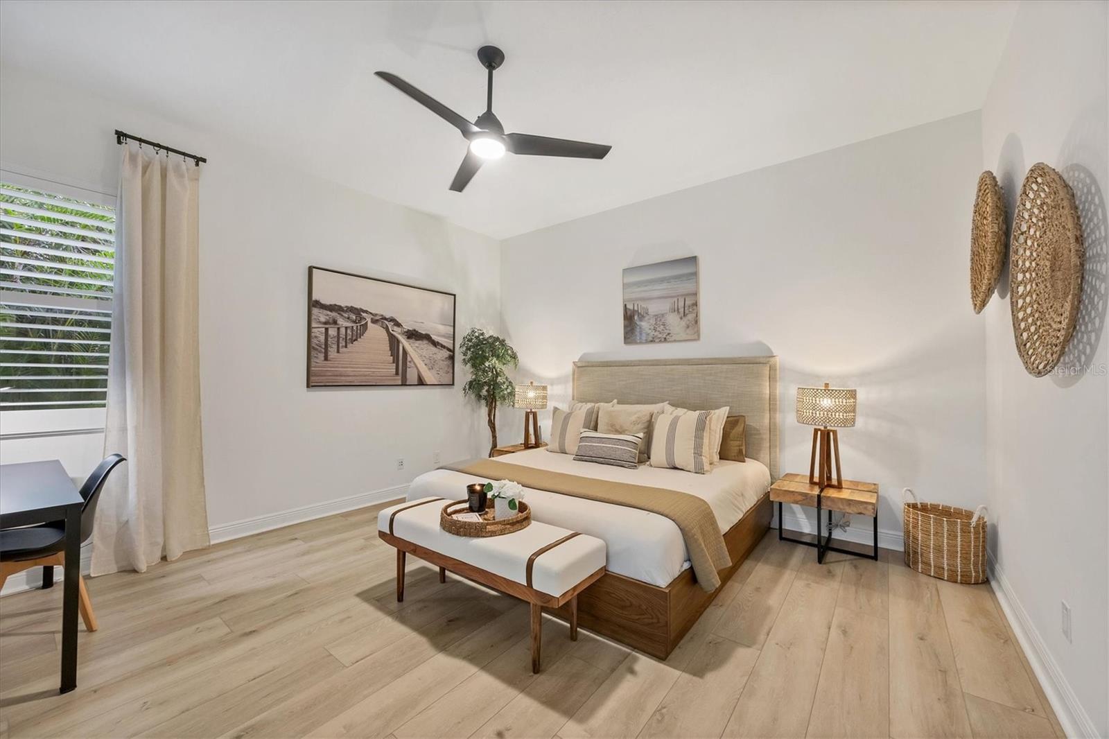 Image 25 of 59 For 7024 Brier Creek Court