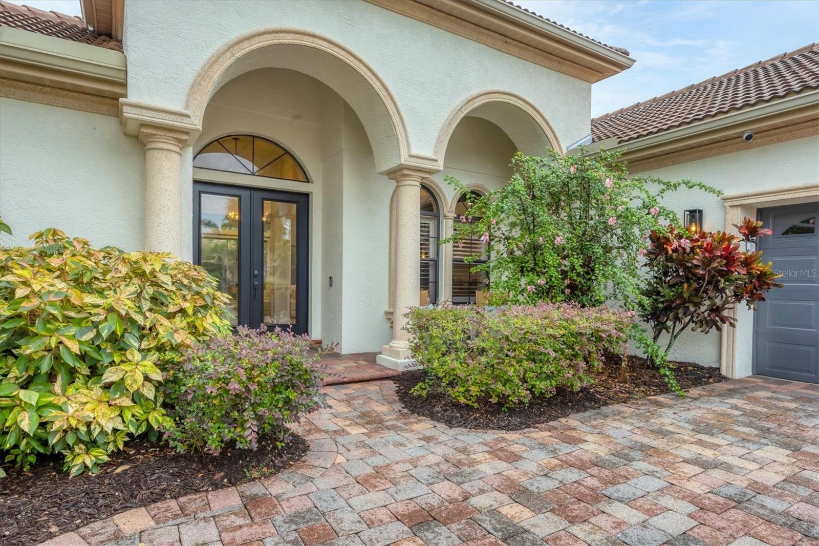 Image 3 of 59 For 7024 Brier Creek Court