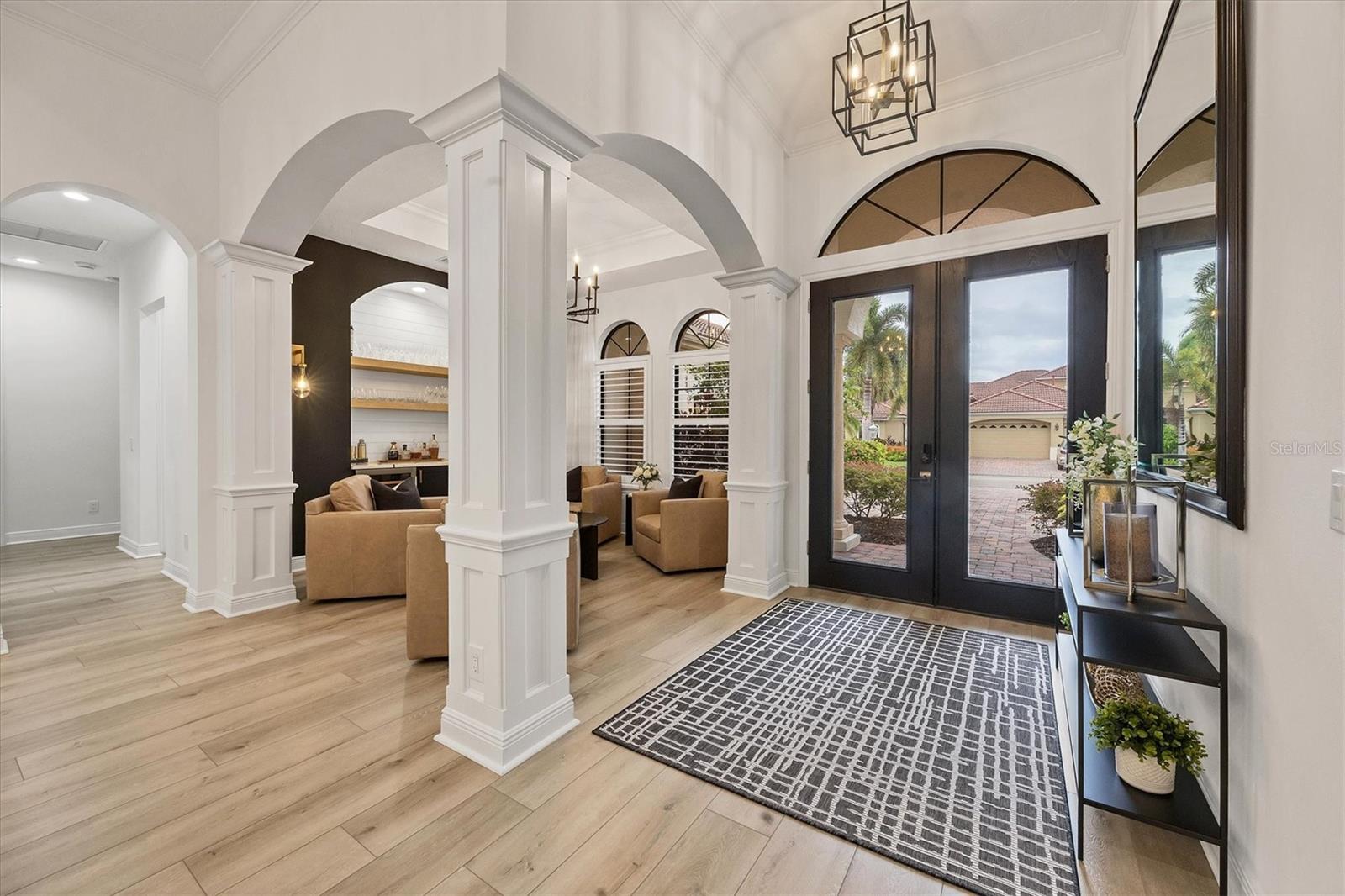 Image 4 of 59 For 7024 Brier Creek Court