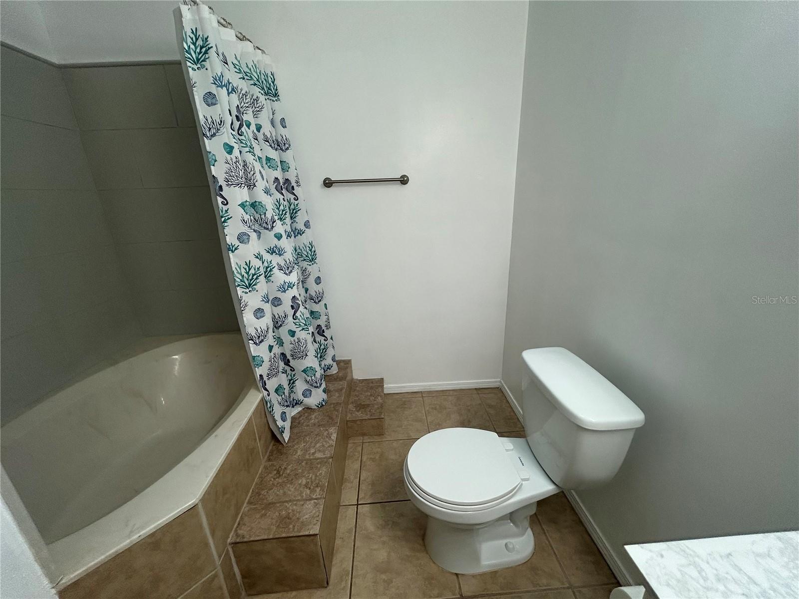 Image 19 of 26 For 2716 26th Avenue Drive W