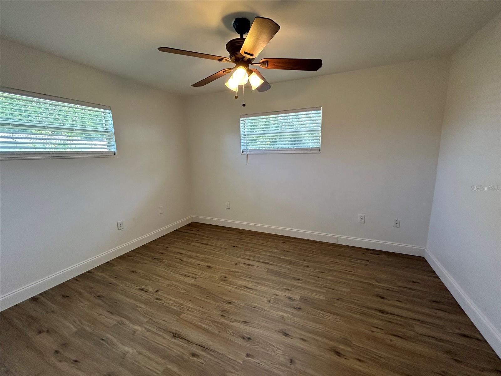 Image 22 of 26 For 2716 26th Avenue Drive W
