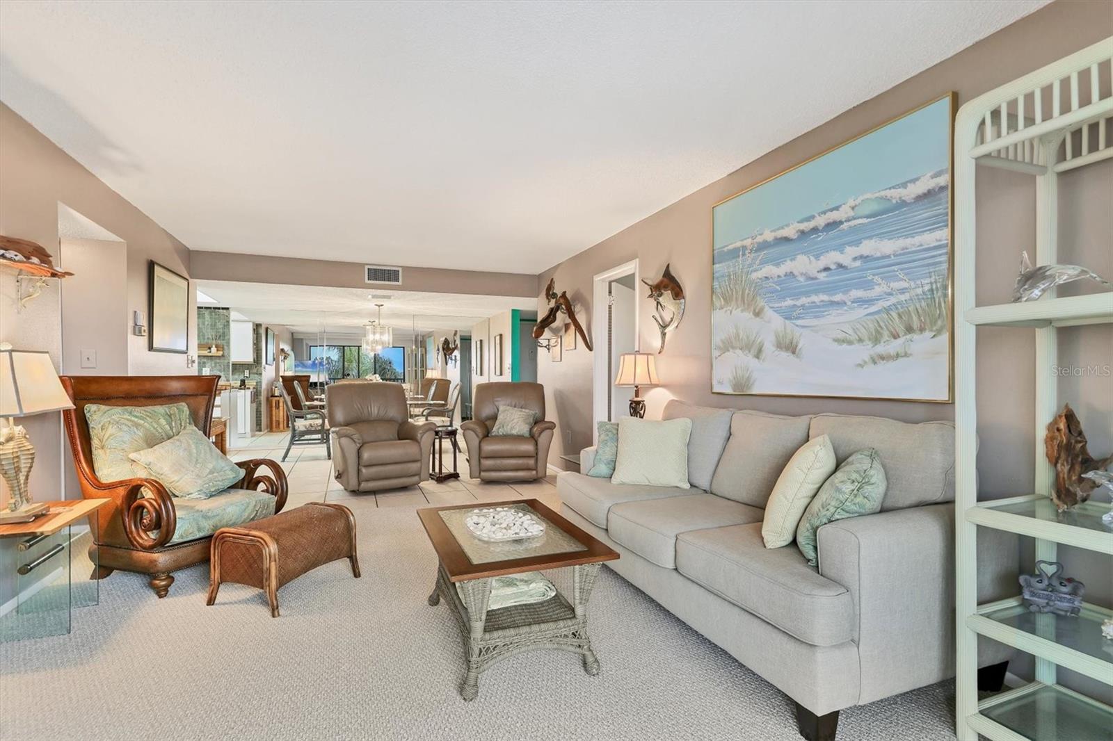 Image 10 of 39 For 6116 43rd Street W 405d