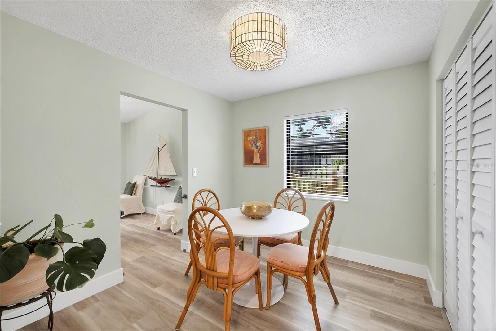 Image 11 of 43 For 4607 34th Avenue Drive W