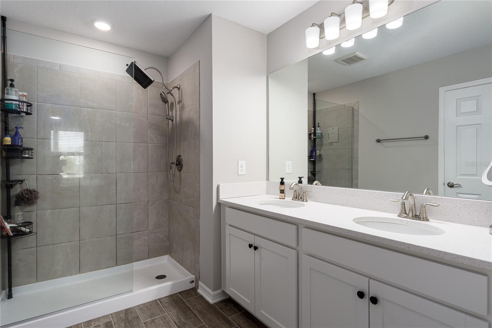 Image 18 of 37 For 5519 Tripoli Drive