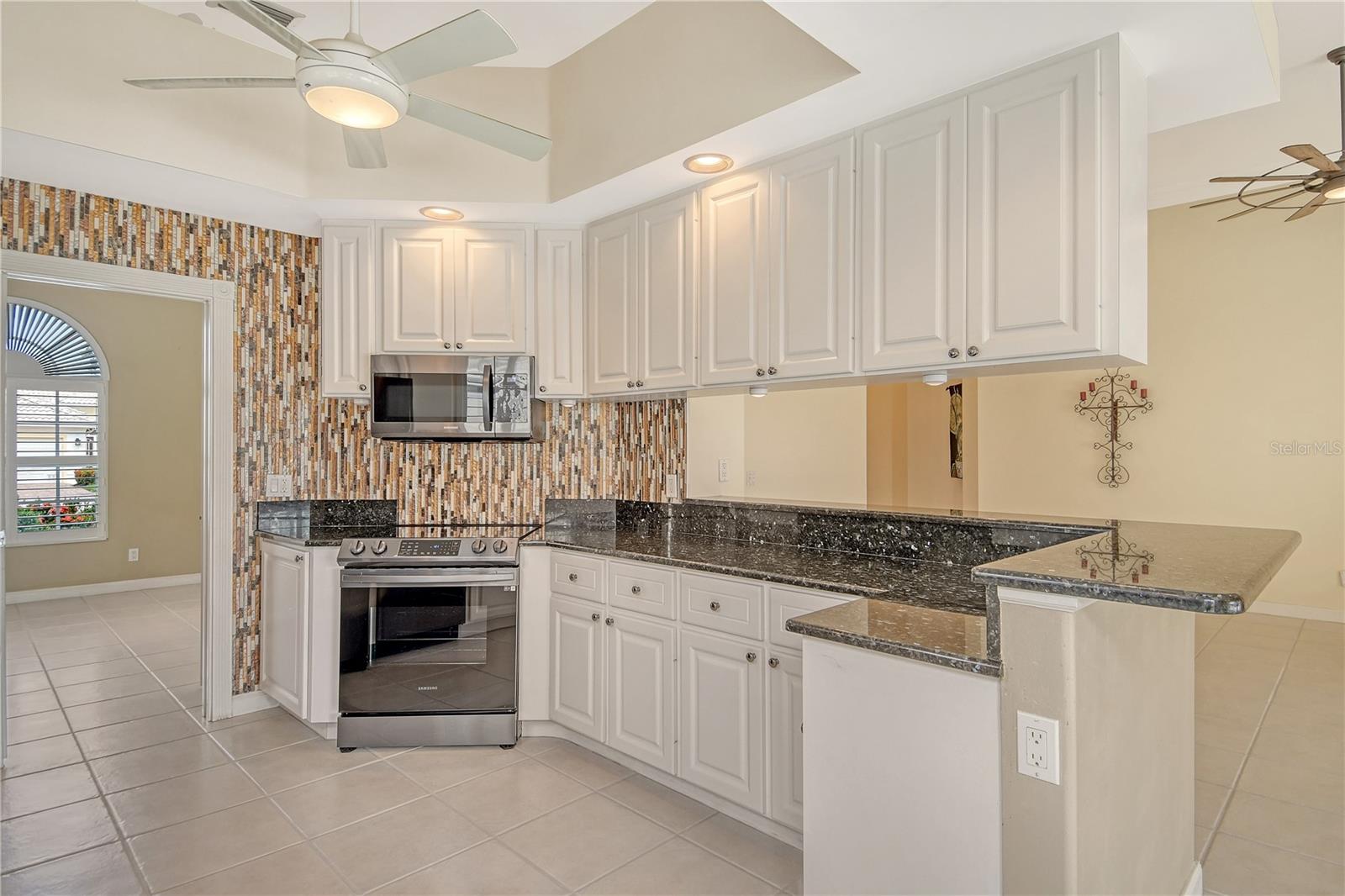 Image 12 of 70 For 5562 Octonia Place