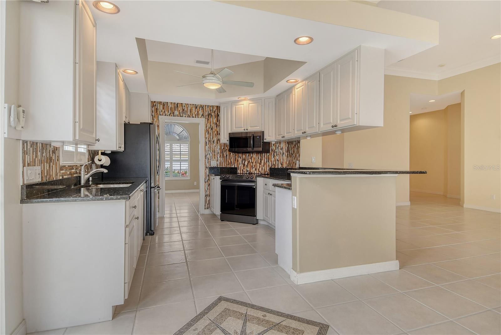 Image 18 of 70 For 5562 Octonia Place
