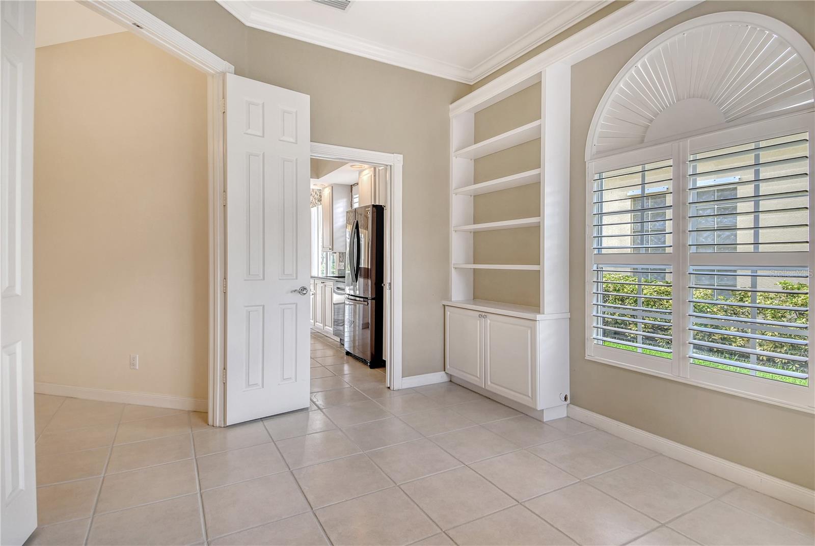 Image 32 of 70 For 5562 Octonia Place
