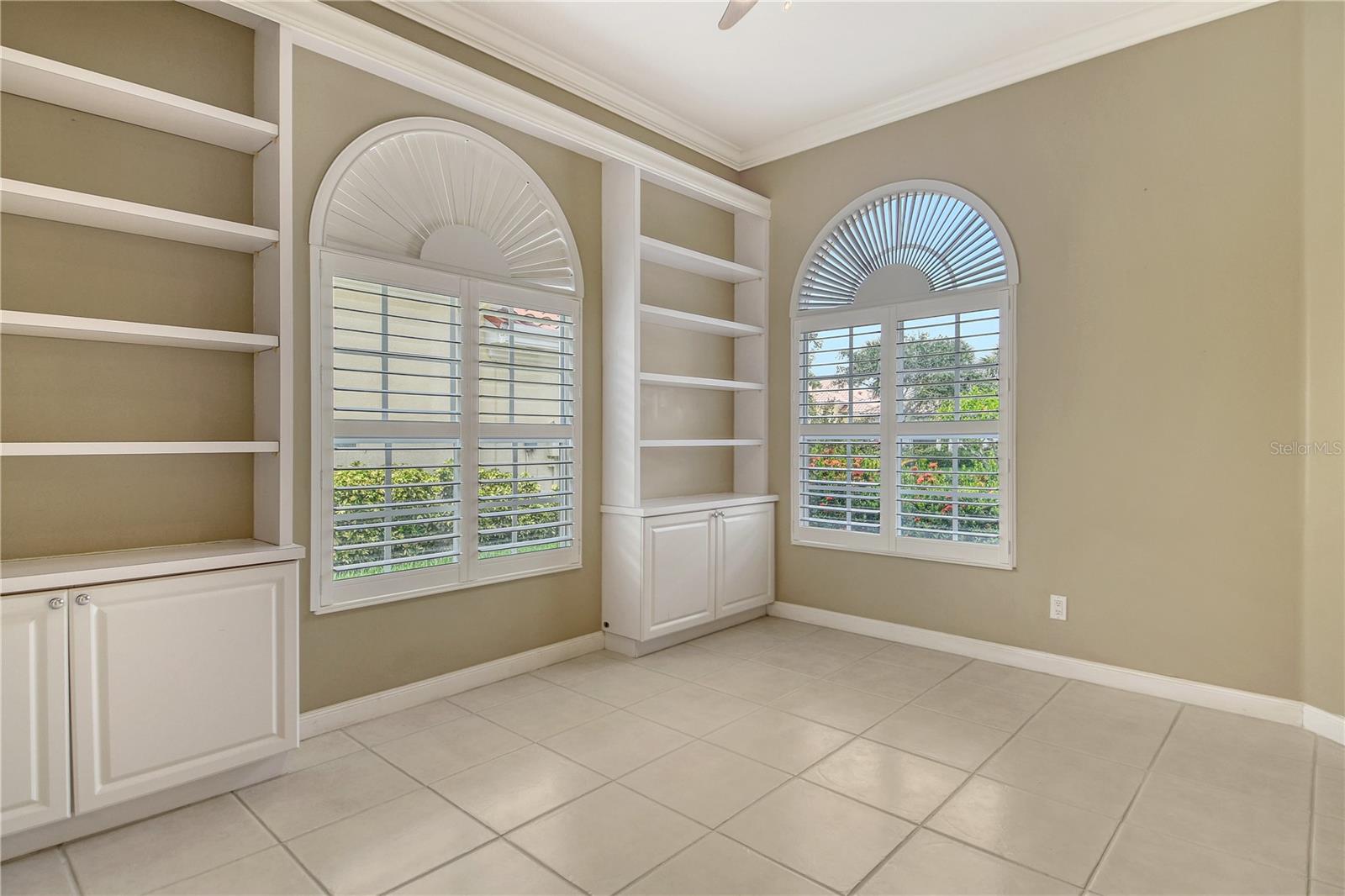 Image 6 of 70 For 5562 Octonia Place