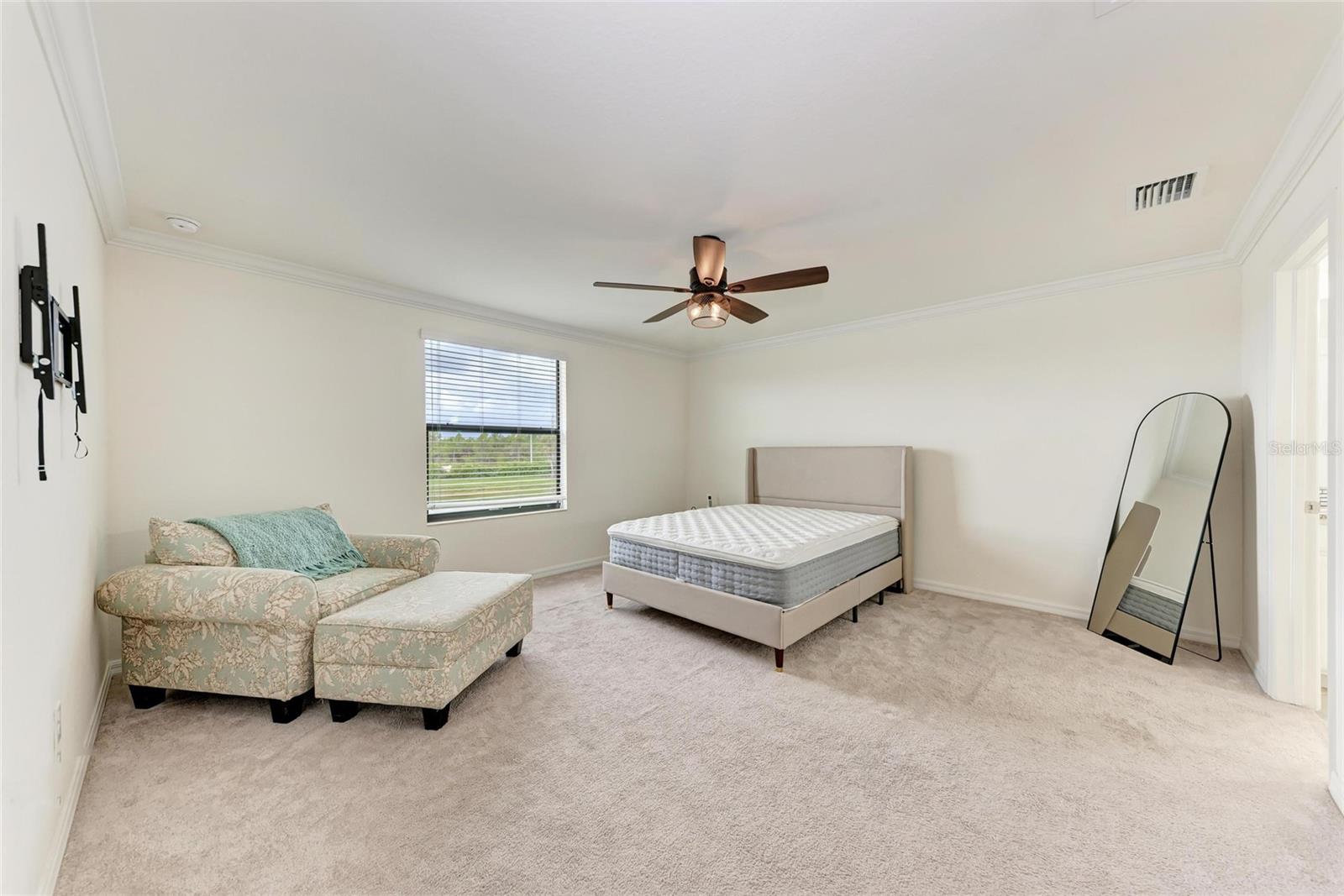 Image 17 of 66 For 17006 Blue Ridge Place