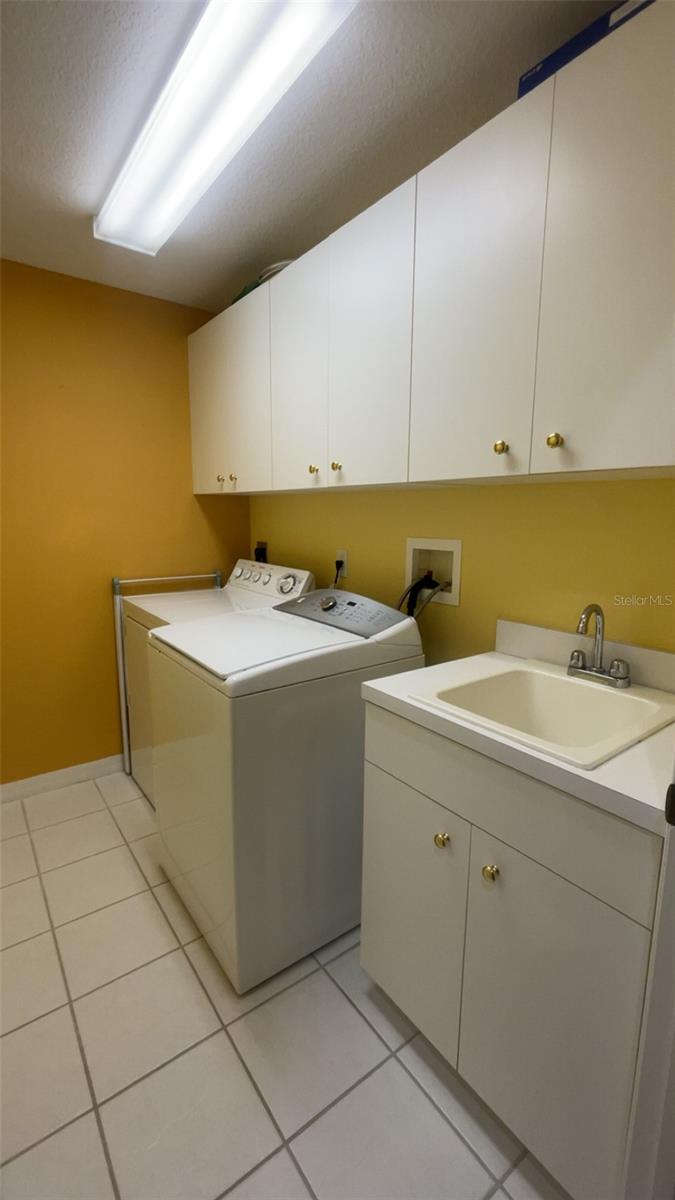 Image 22 of 65 For 8238 Harborside Circle