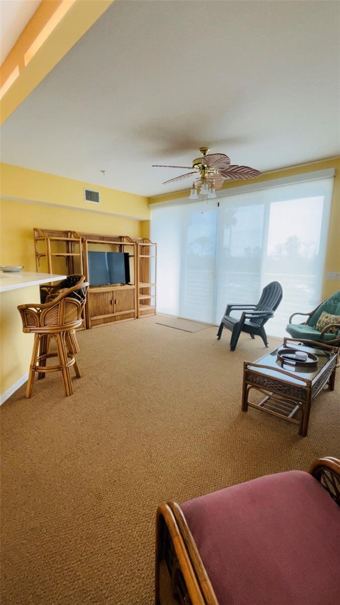 Image 41 of 65 For 8238 Harborside Circle
