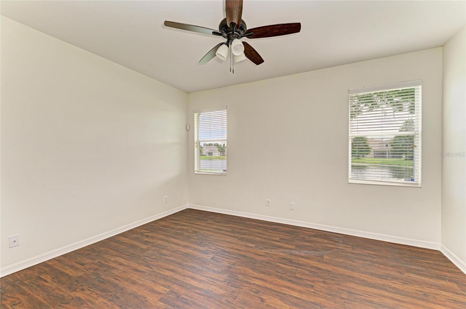 Image 13 of 32 For 15121 Searobbin Drive