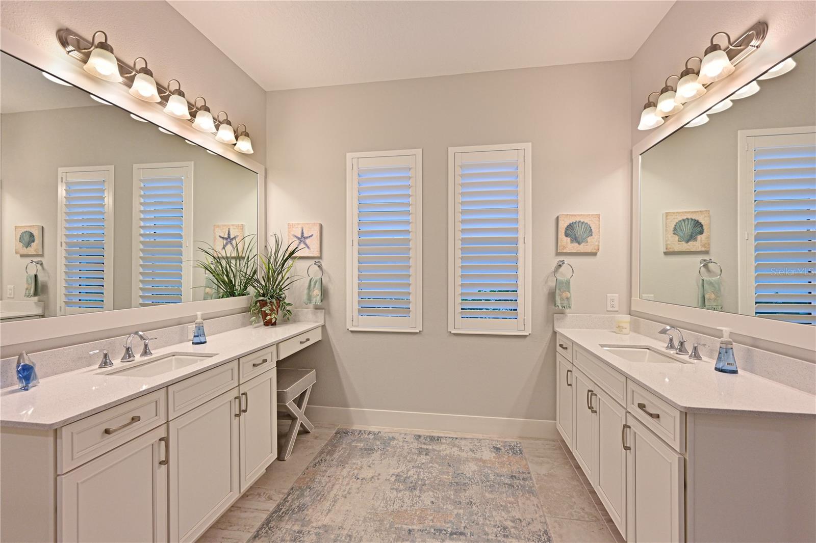 Image 18 of 54 For 840 Seascape Place
