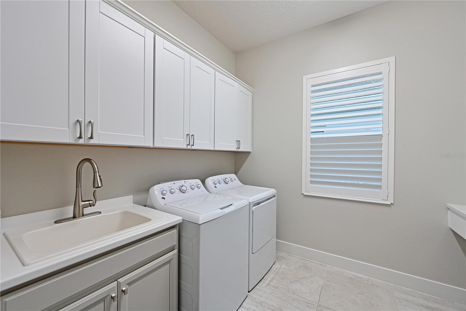 Image 24 of 54 For 840 Seascape Place