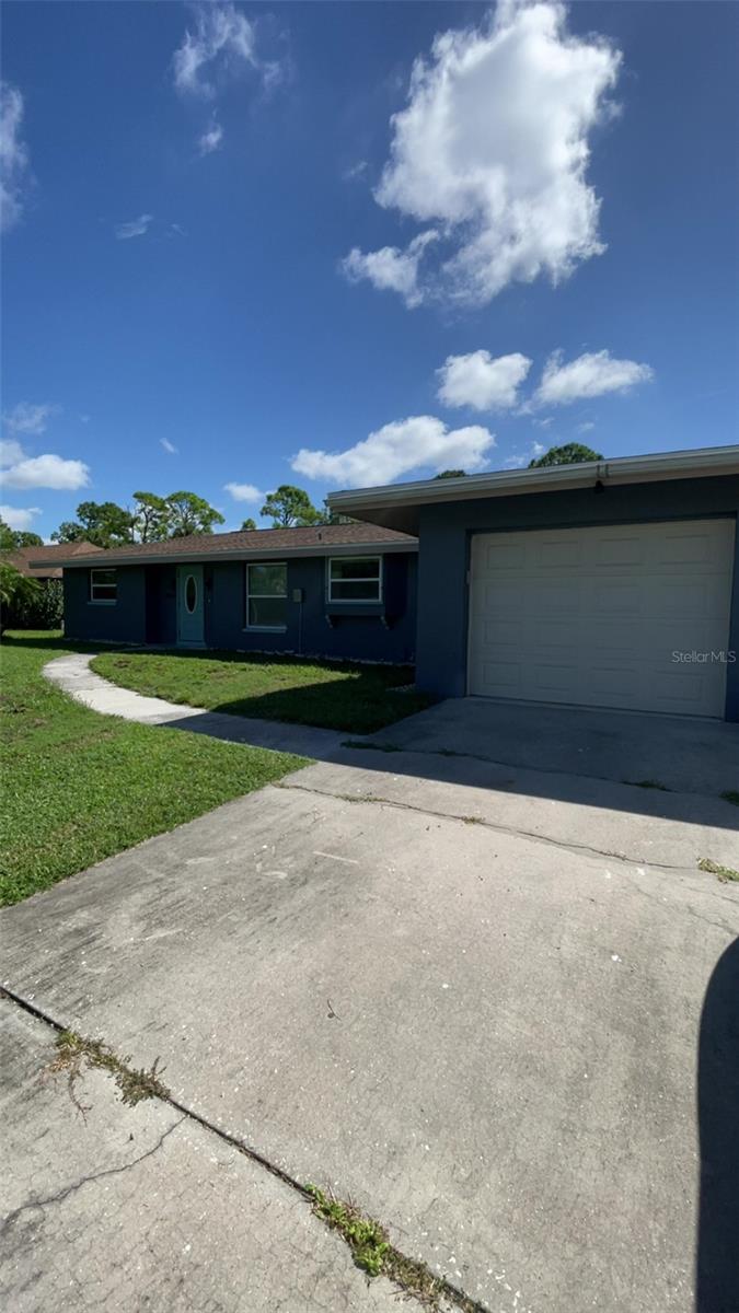 Image 2 of 47 For 2064 Pellam Boulevard