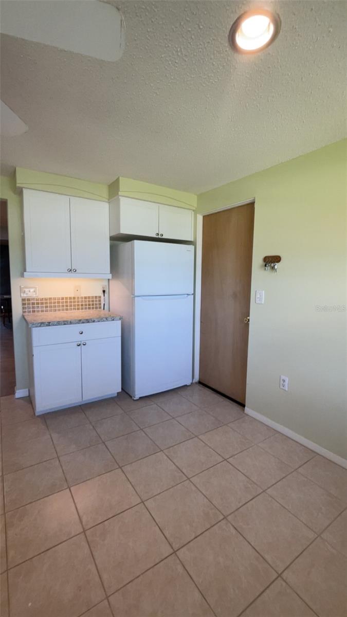 Image 8 of 47 For 2064 Pellam Boulevard