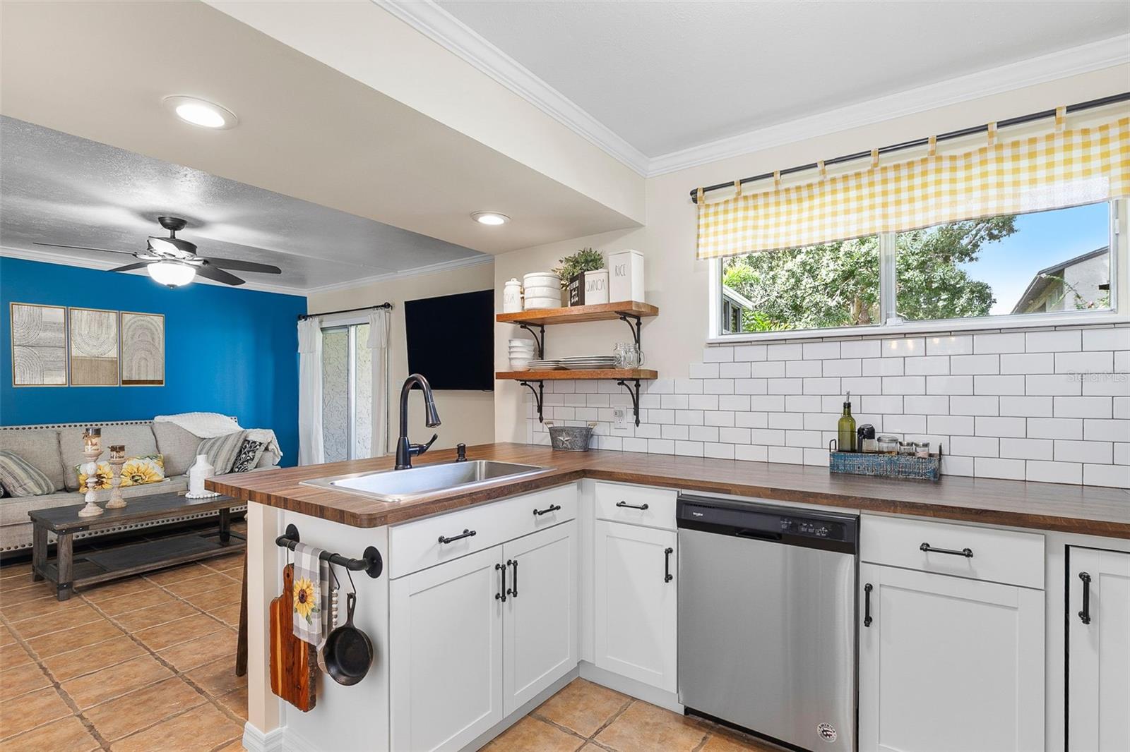 Image 12 of 37 For 4462 Sandner Drive 4462