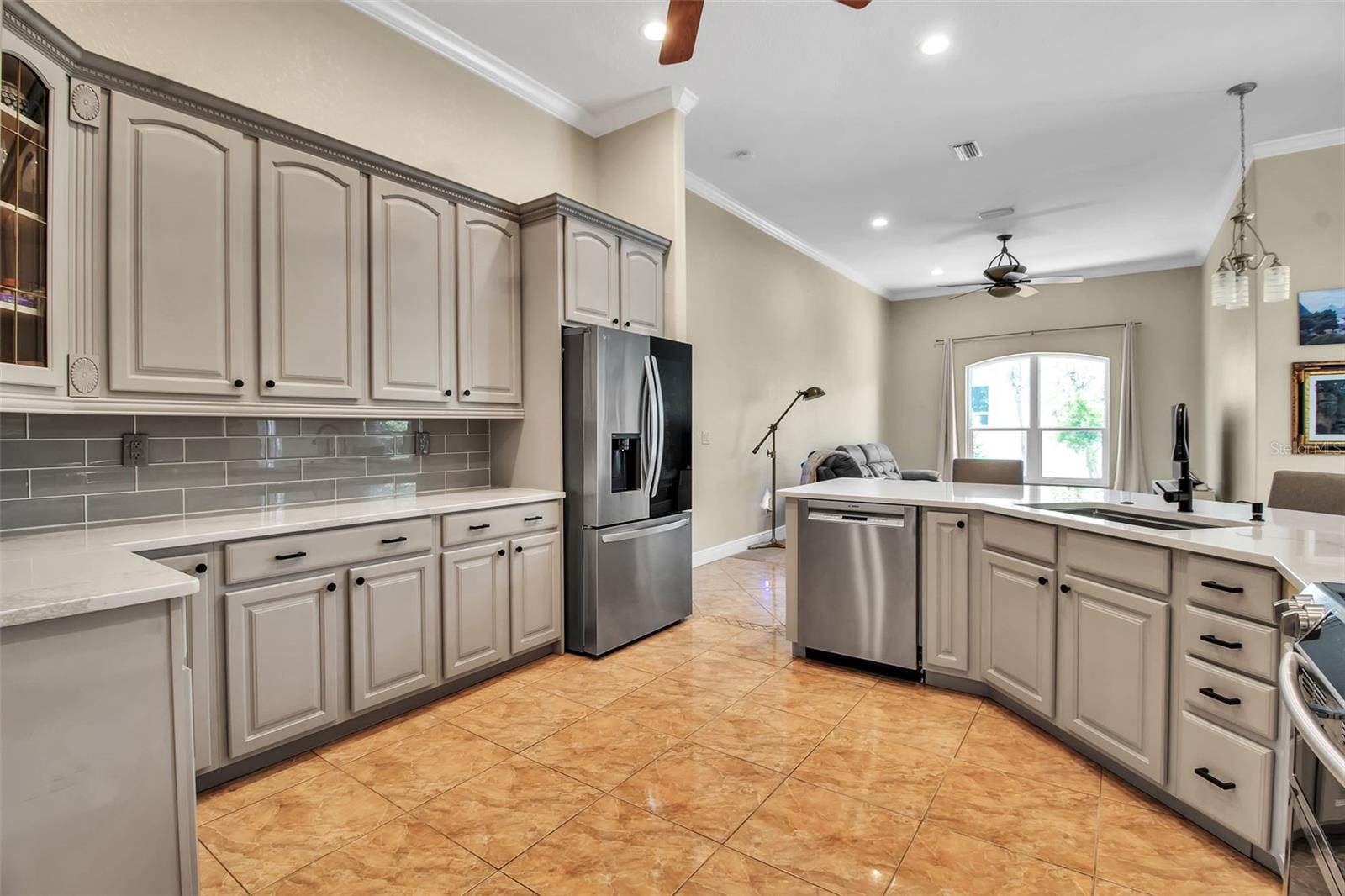 Image 36 of 93 For 5988 Viola Road