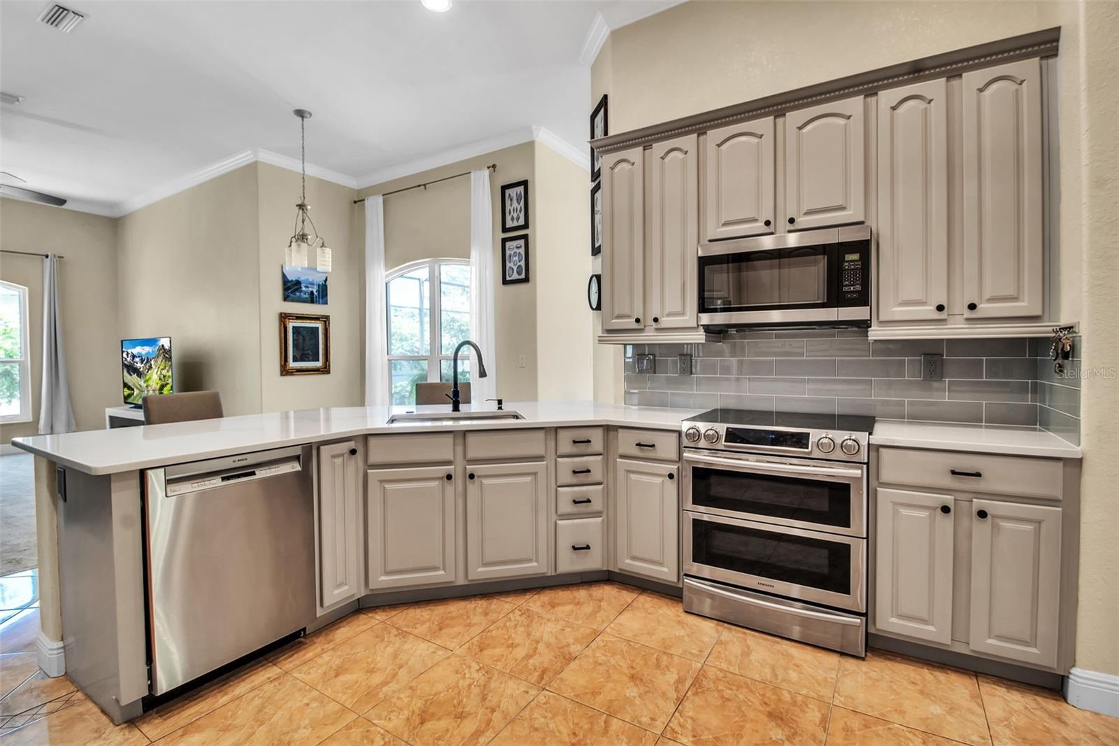 Image 37 of 93 For 5988 Viola Road