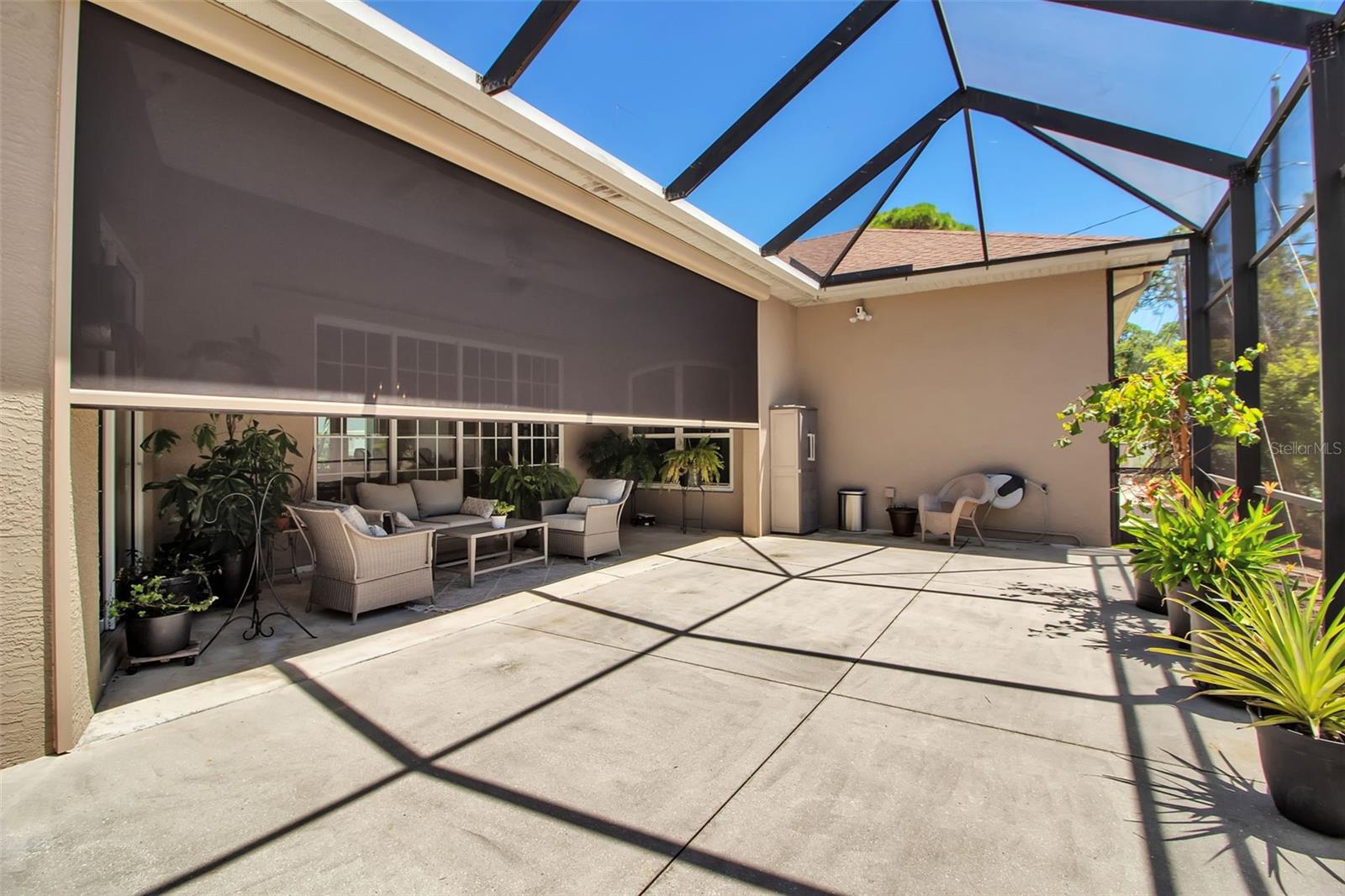 Image 72 of 93 For 5988 Viola Road
