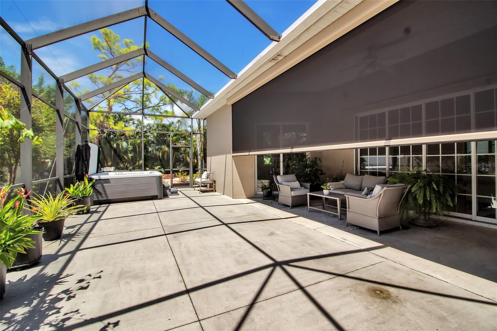 Image 74 of 93 For 5988 Viola Road