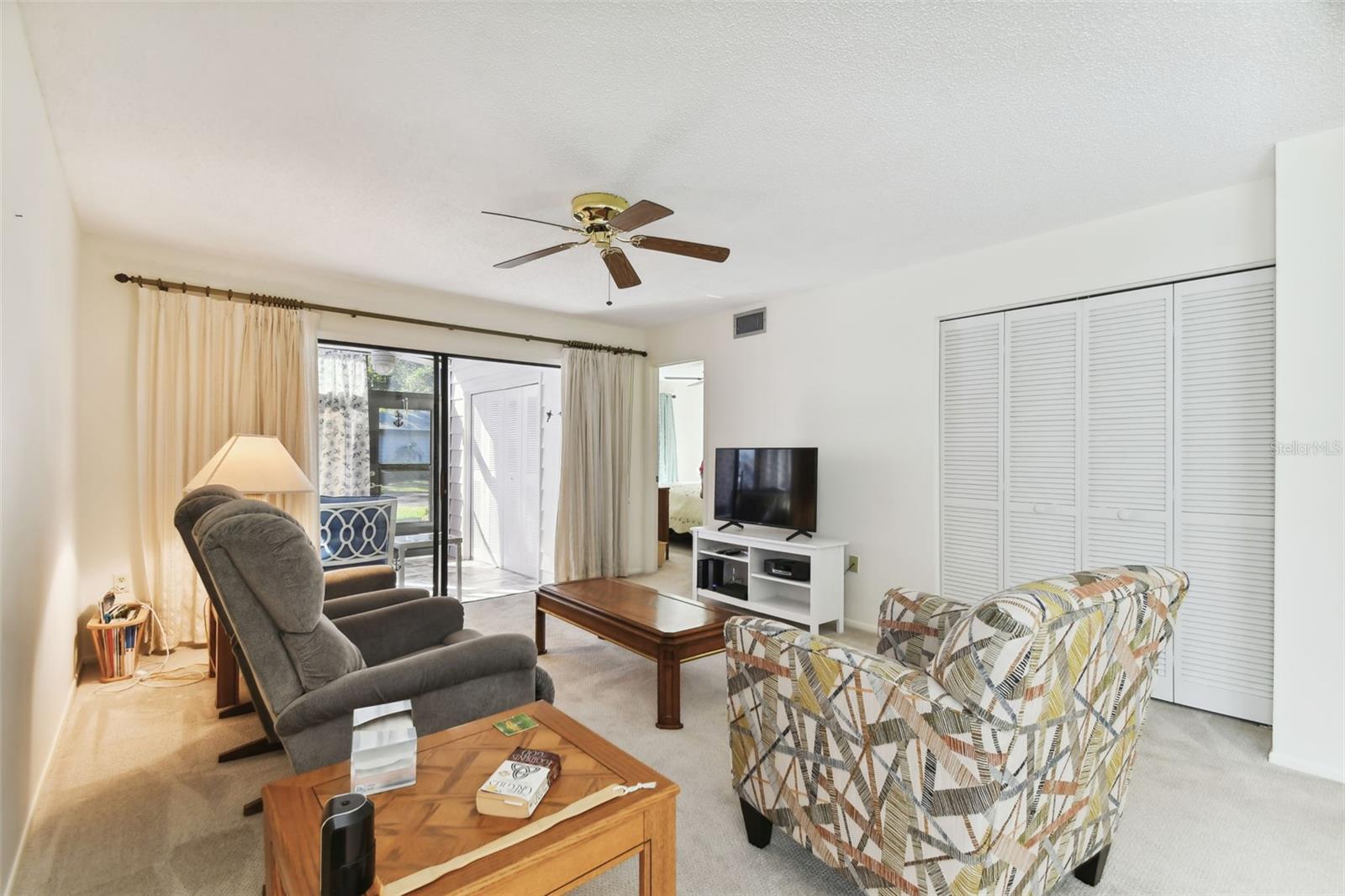 Image 11 of 36 For 7117 27th Ave W  7117
