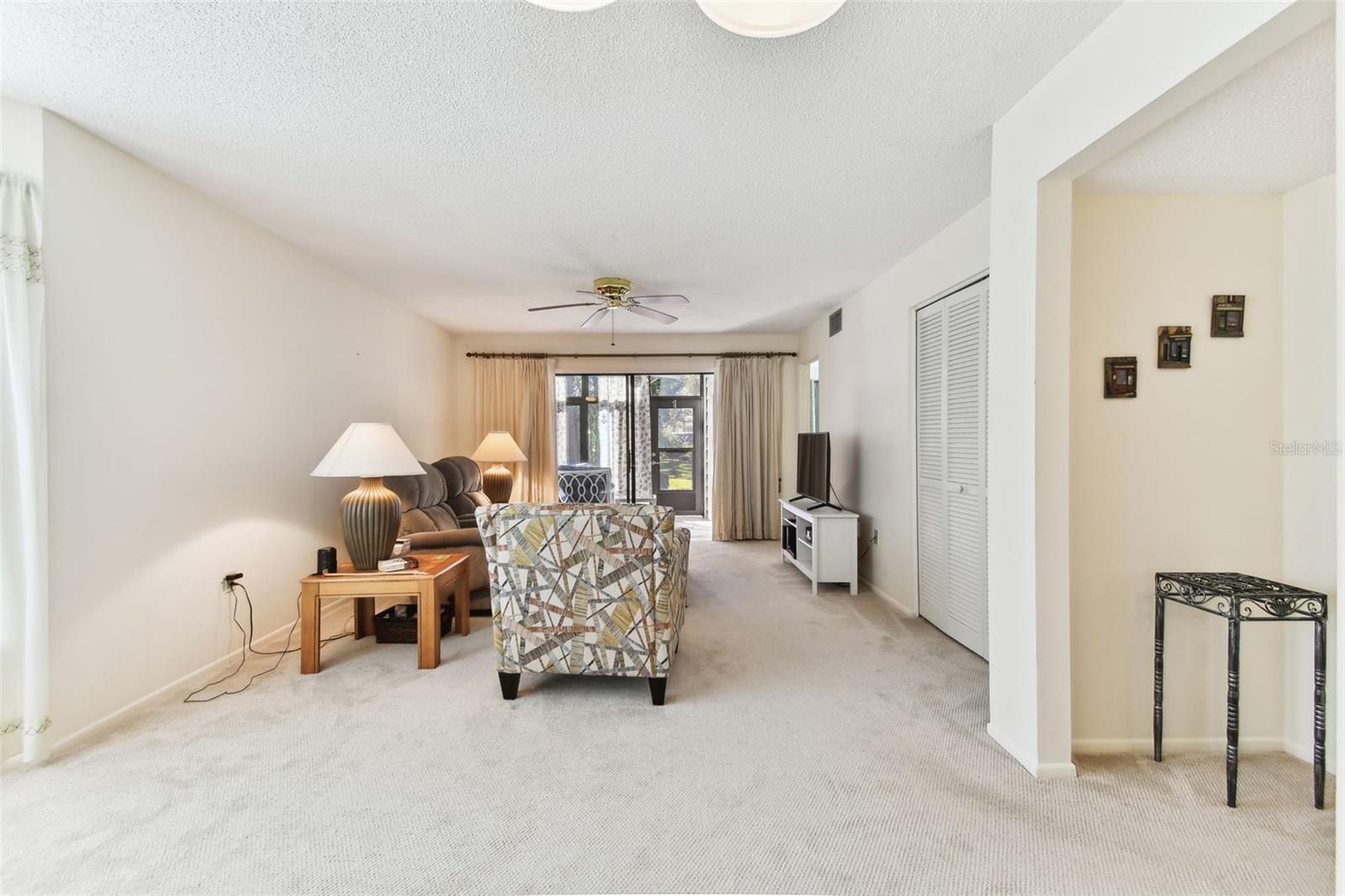 Image 7 of 36 For 7117 27th Ave W  7117
