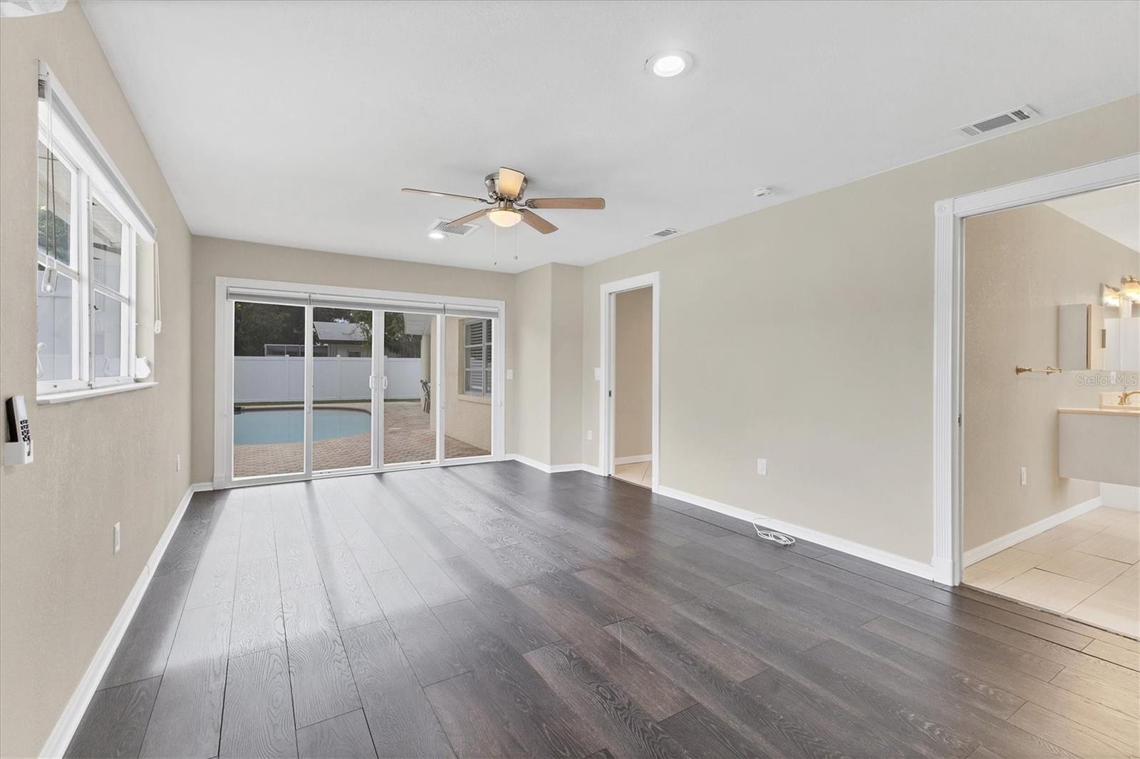 Image 22 of 50 For 3821 Calliandra Drive