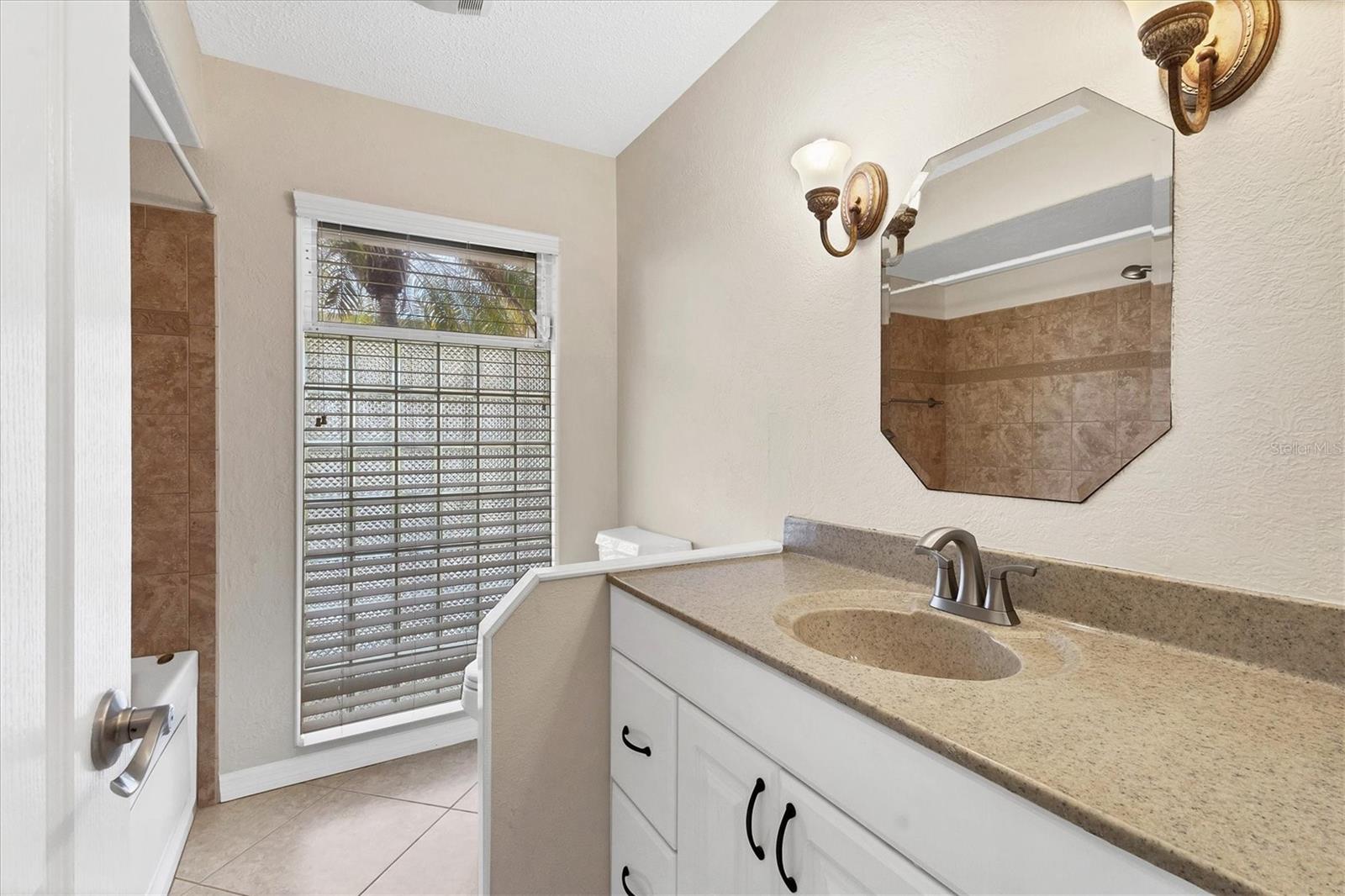 Image 32 of 50 For 3821 Calliandra Drive